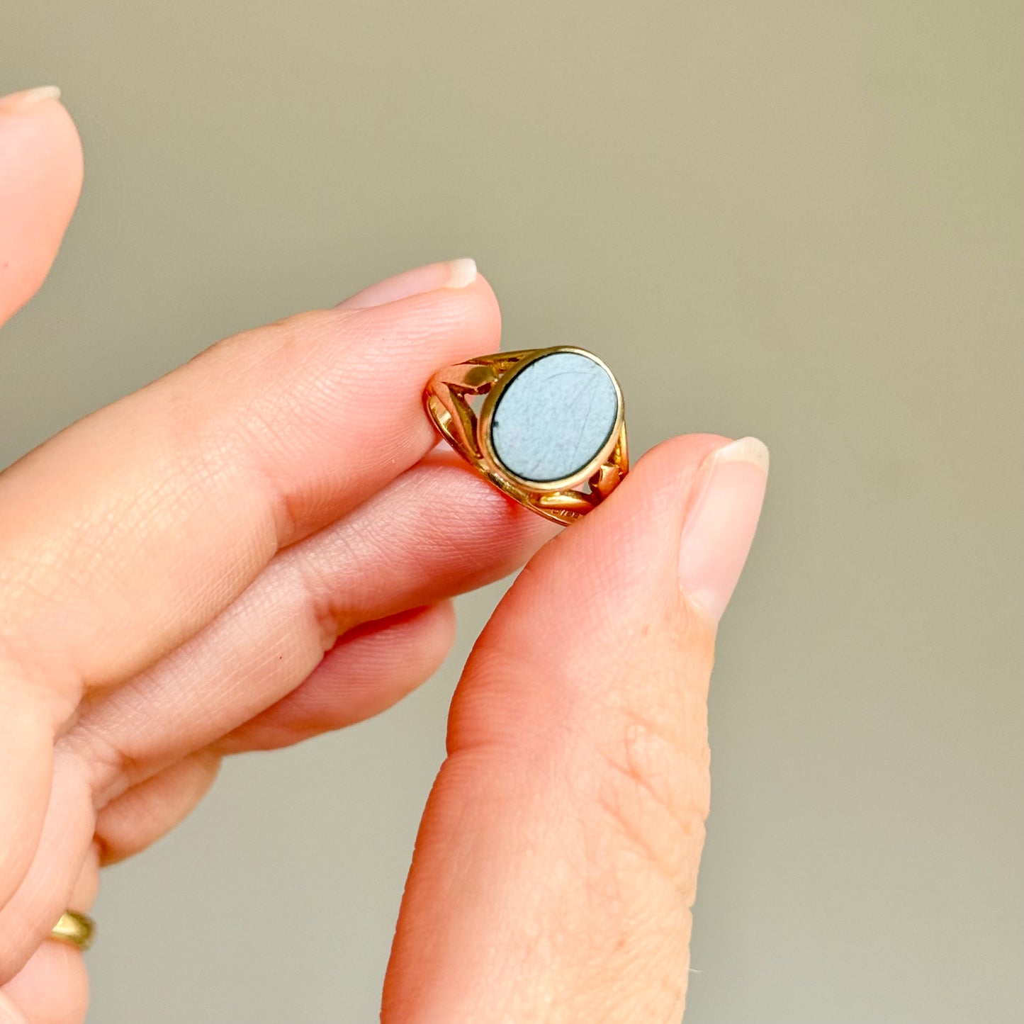 Antique Bloodstone Signet Ring in 9 Carat Gold; Circa 1910