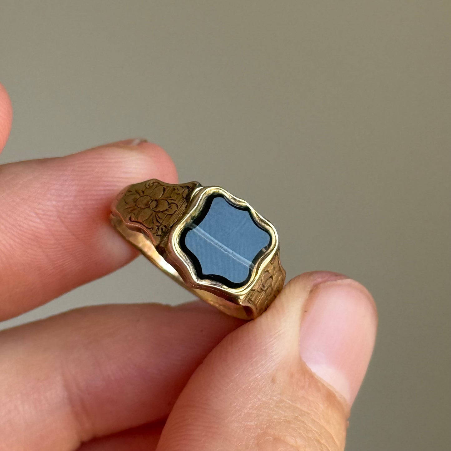 Victorian Mourning Locket Signet Ring in 9 Carat Gold; Circa 1860