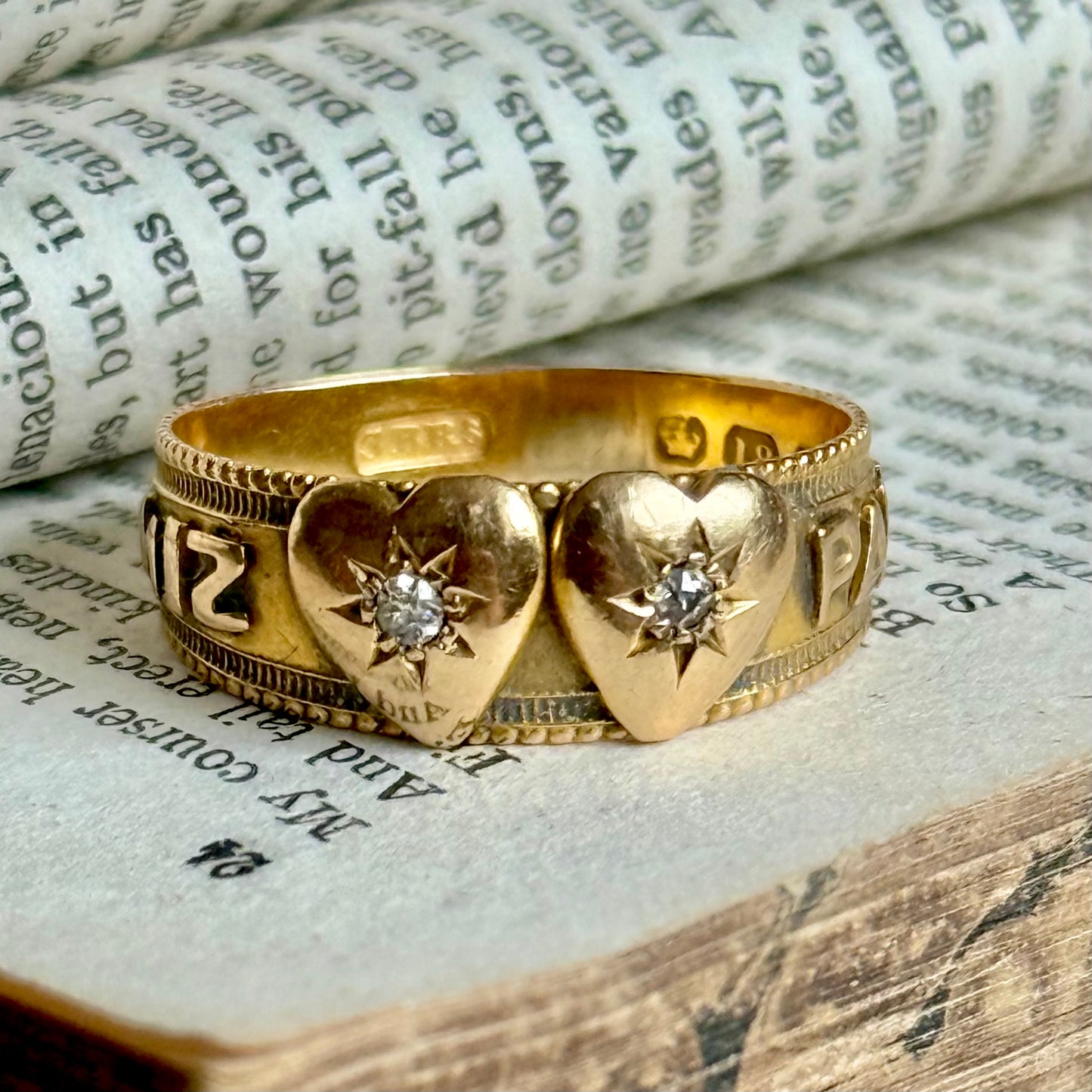 Victorian Double Heart Diamond Mizpah Ring in 18 Carat gold; Circa 1890