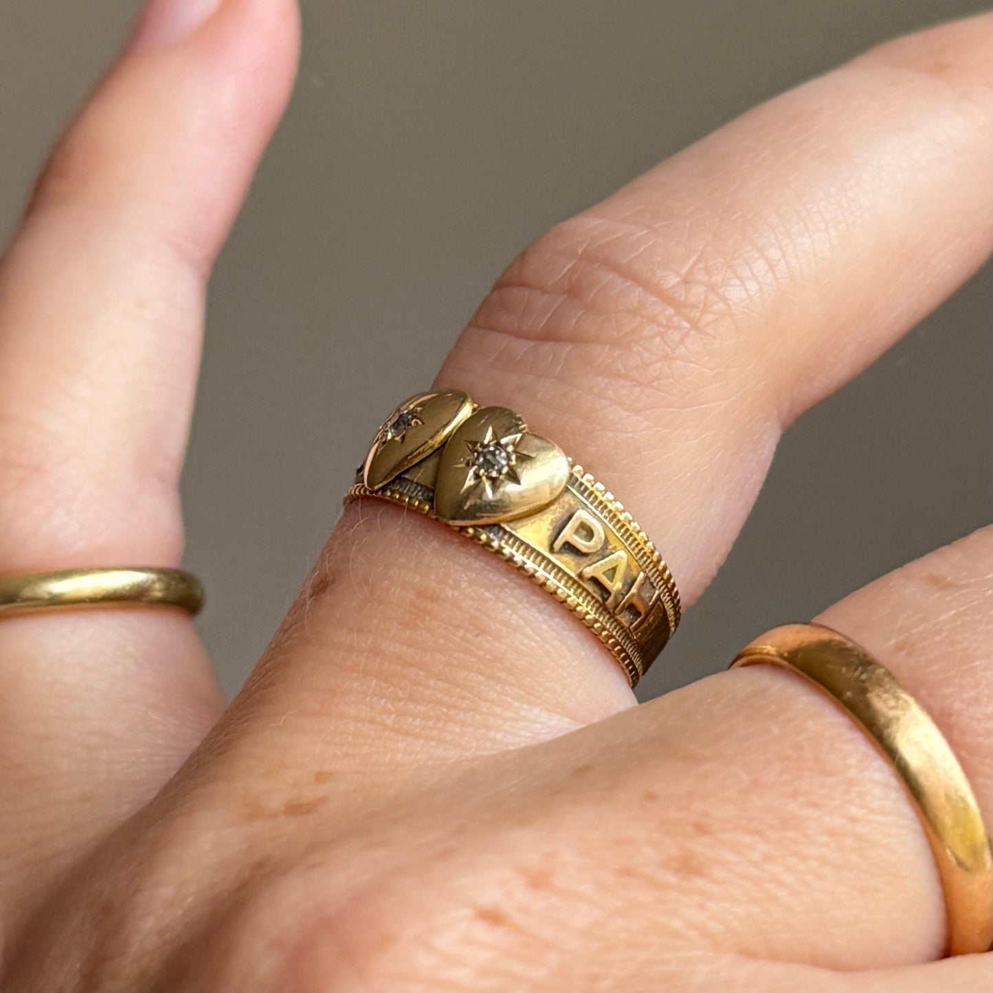 Victorian Double Heart Diamond Mizpah Ring in 18 Carat gold; Circa 1890