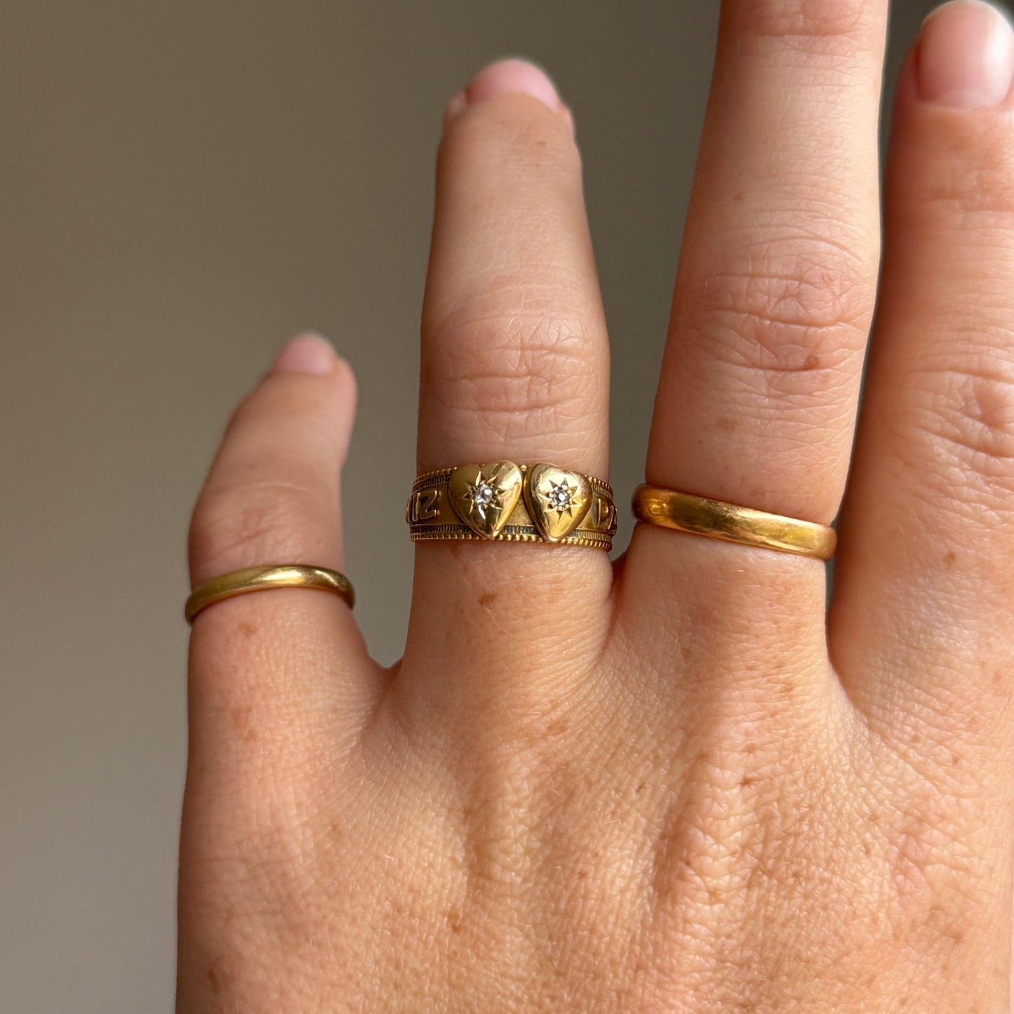 Victorian Double Heart Diamond Mizpah Ring in 18 Carat gold; Circa 1890