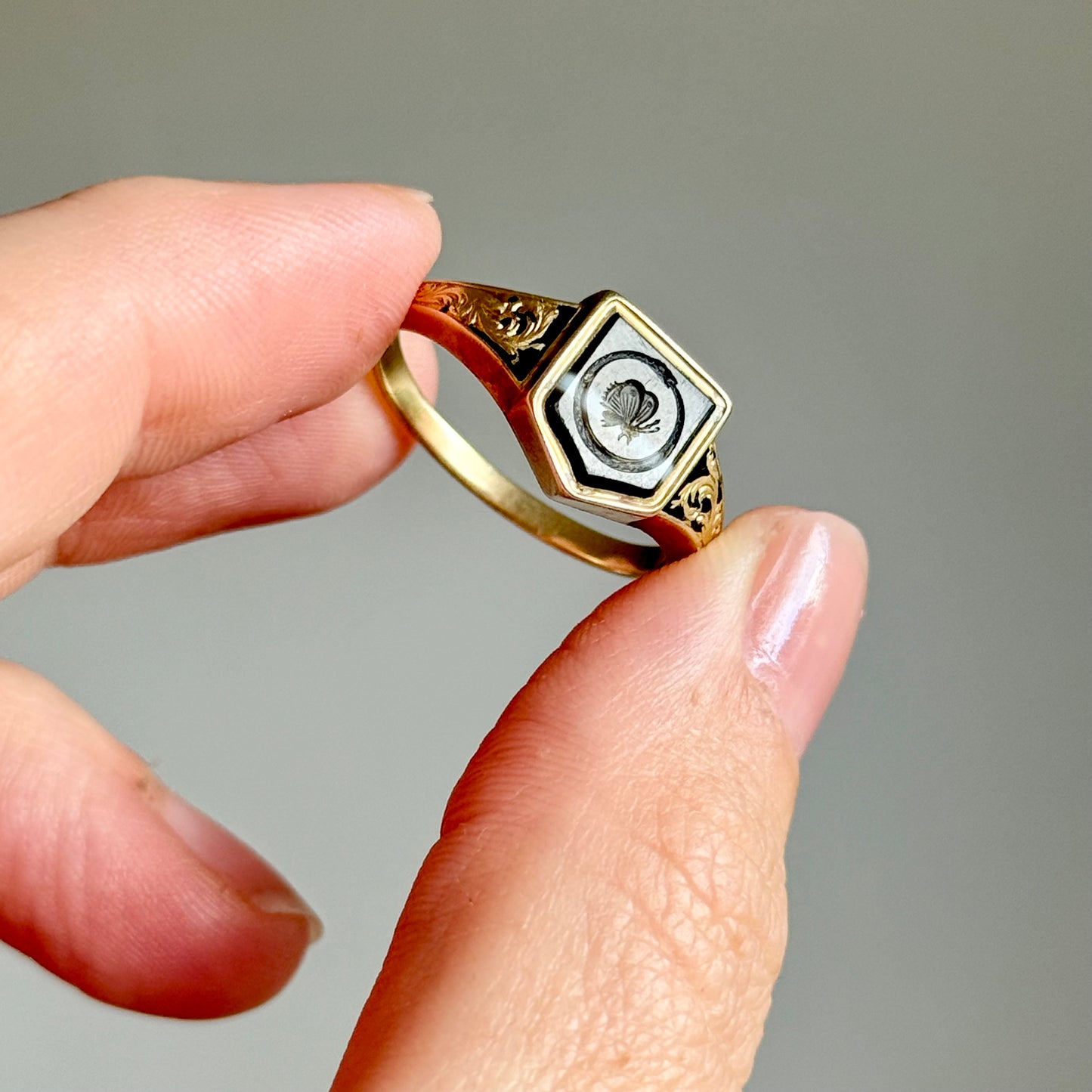 Early Victorian Ouroboros Intaglio Mourning Ring ; Circa 1840