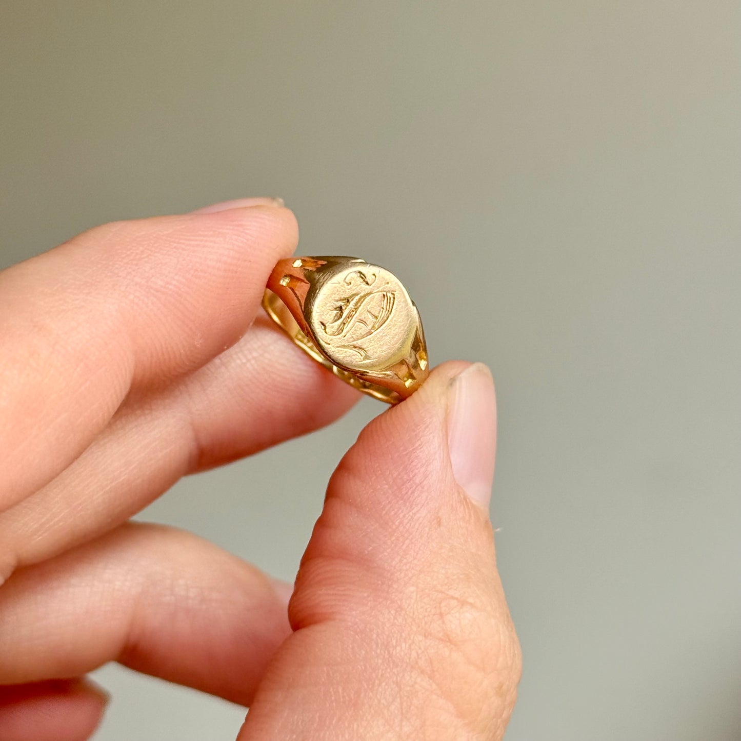 Antique 'N' Signet Ring in 18 Carat Gold; Circa 1890