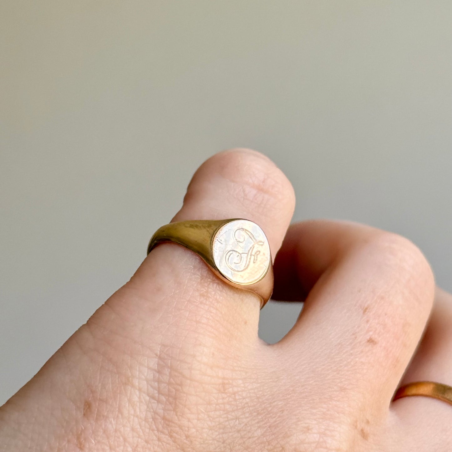 Vintage 'F' Signet Ring in 9 Carat Gold; Circa 1992