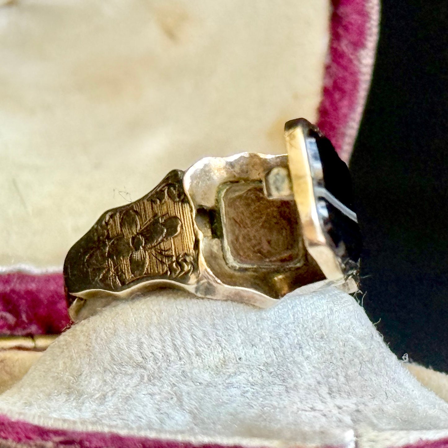 Victorian Mourning Locket Signet Ring in 9 Carat Gold; Circa 1860