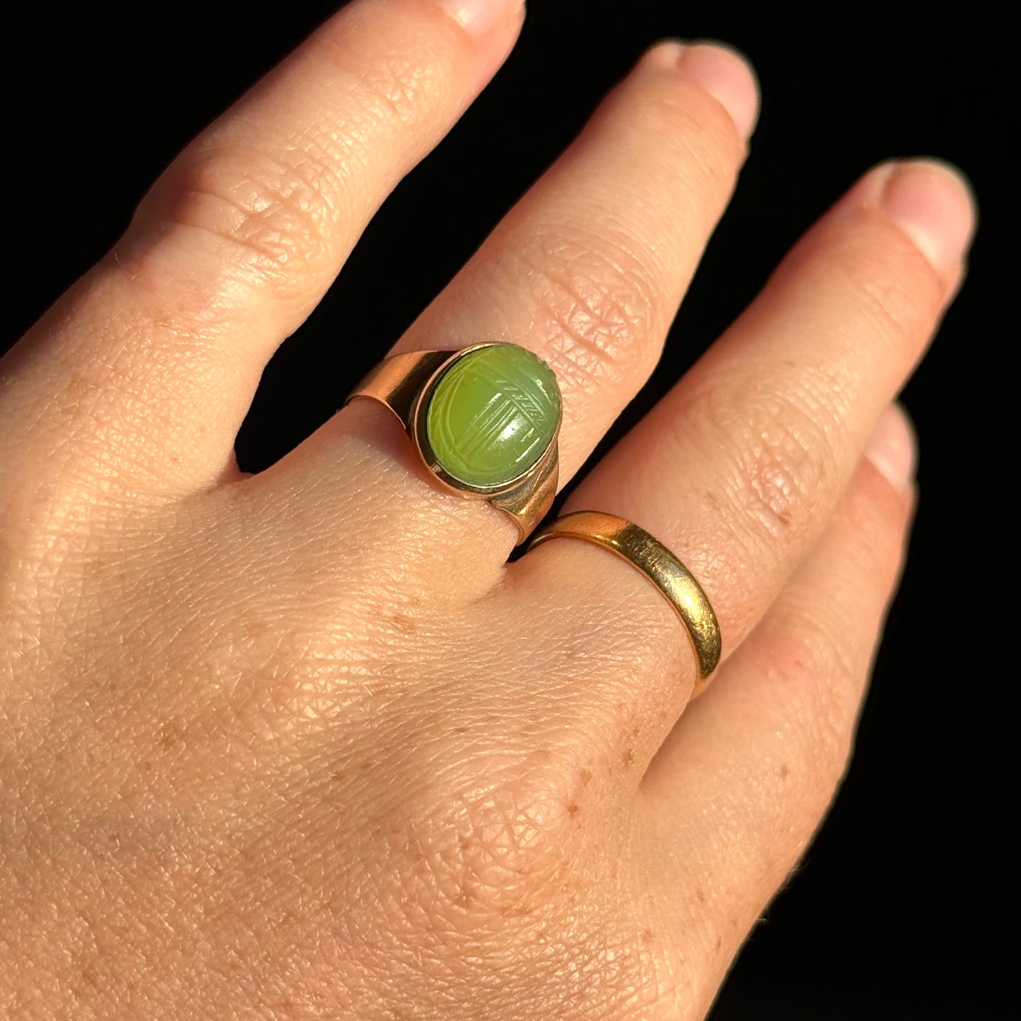 Antique Green Agate Scarab Ring in 9 Carat Gold