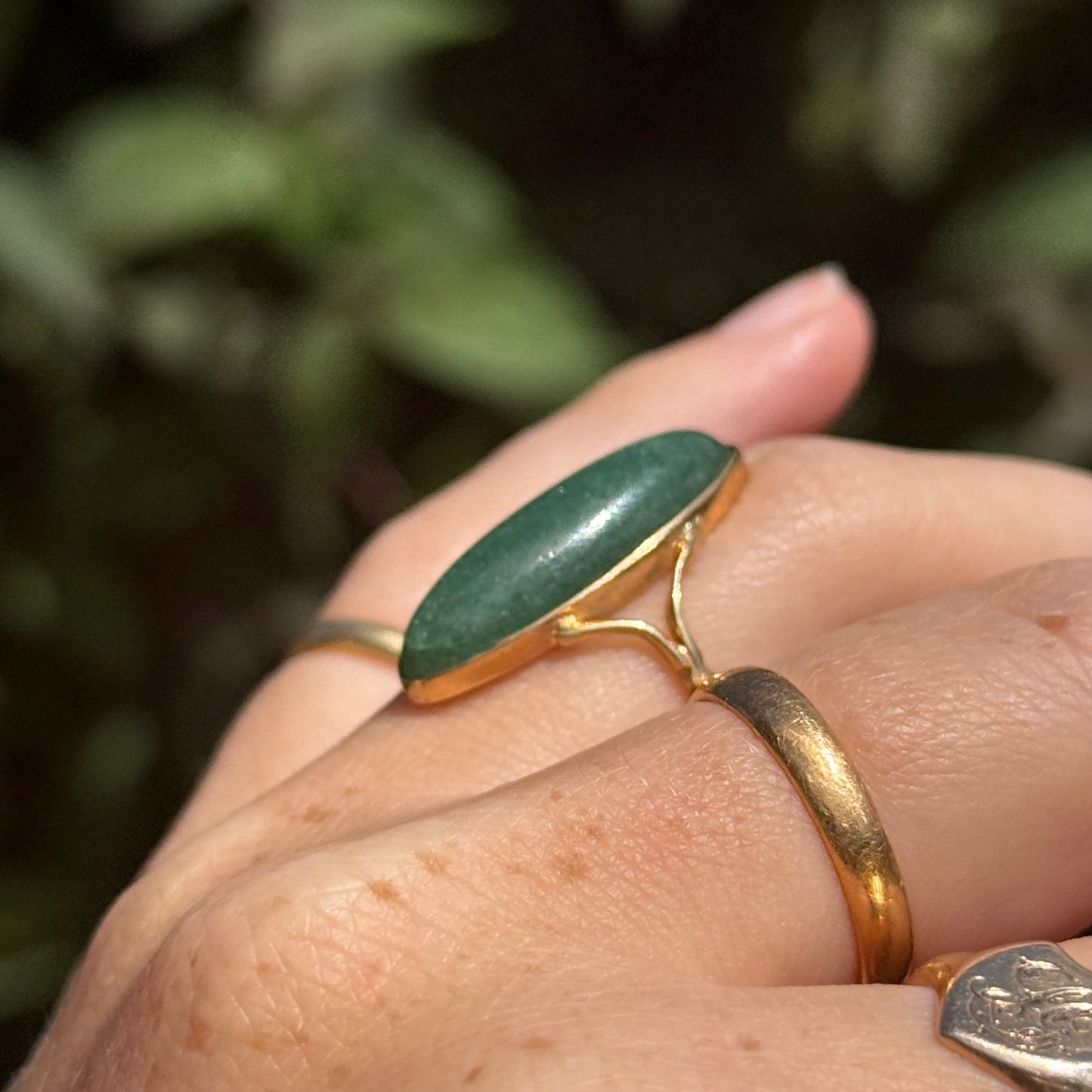 Antique Aventurine Ring in 9 Carat Gold; Circa 1910