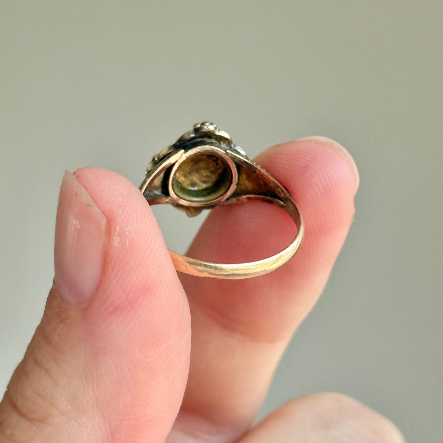 Early Victorian Paste Cluster in 9 Carat Rose Gold; Circa 1850