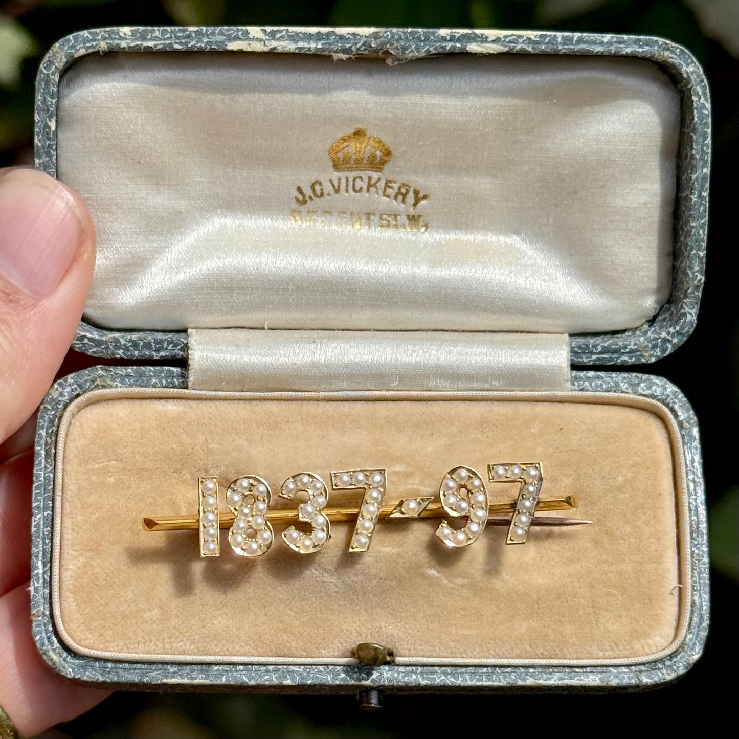 Victorian Diamond Jubilee Commemorative Brooch in Box