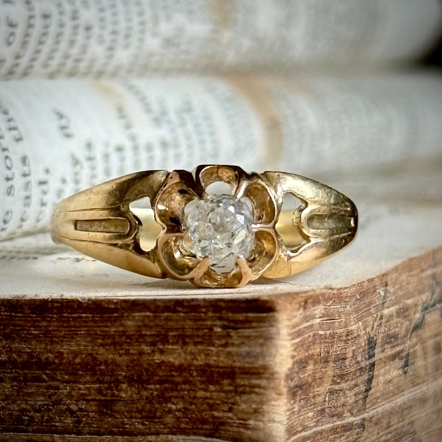 Victorian Diamond Ring in 18 Carat Gold; Circa 1890