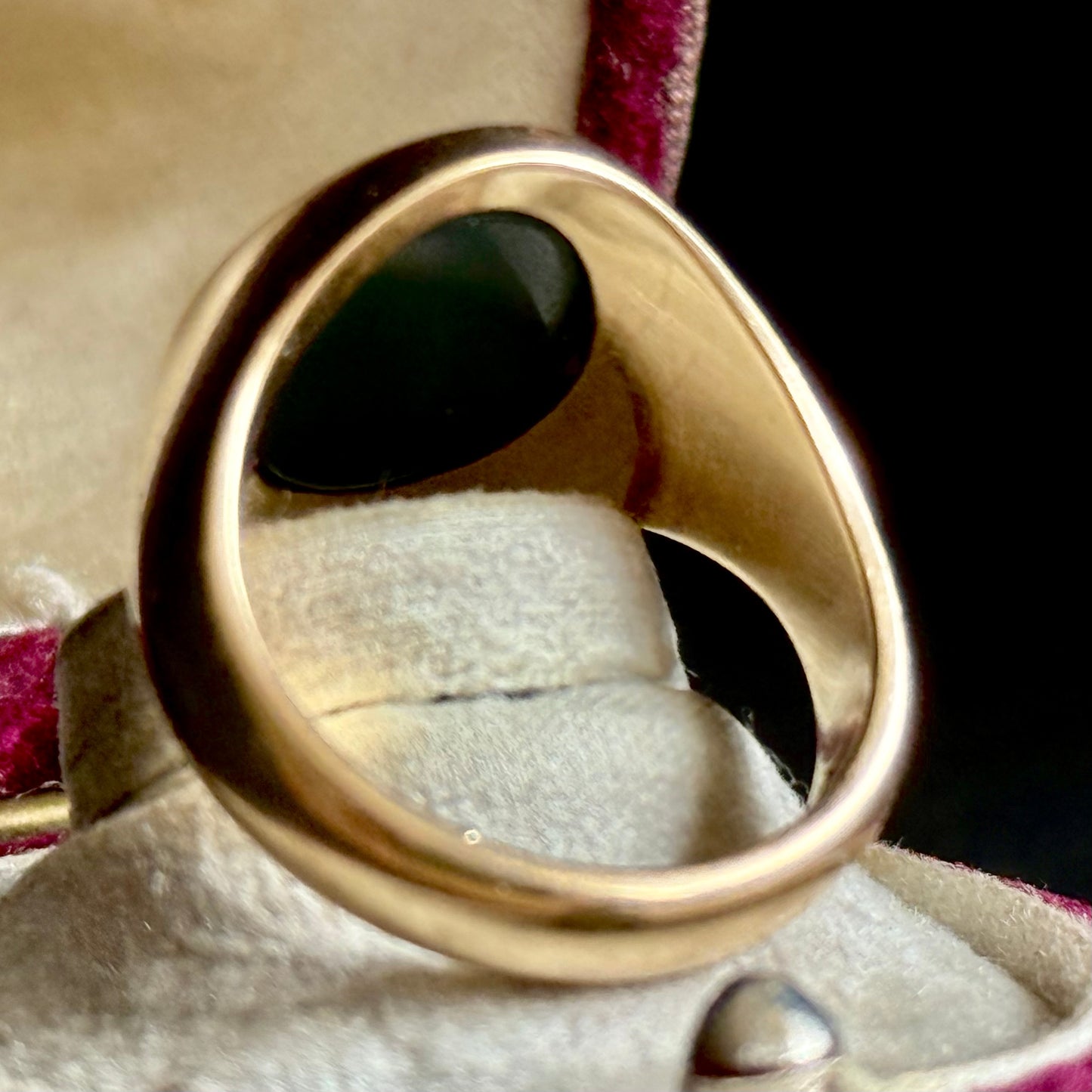 Vintage Bloodstone Intaglio Signet Ring in 9 Carat Gold; Circa 1982