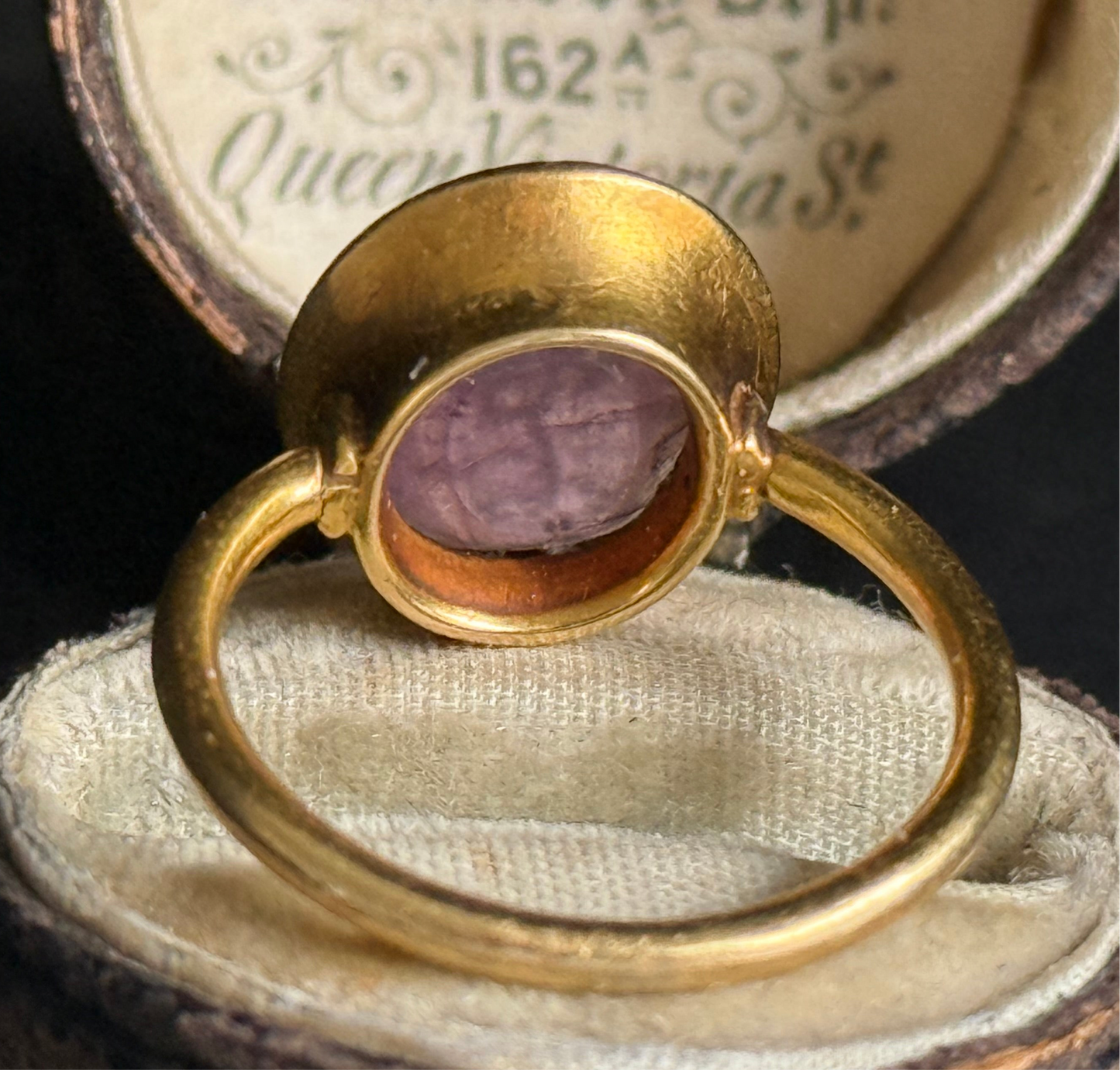 Roman Amethyst Intaglio Ring in 18 Carat Gold; Circa 1800