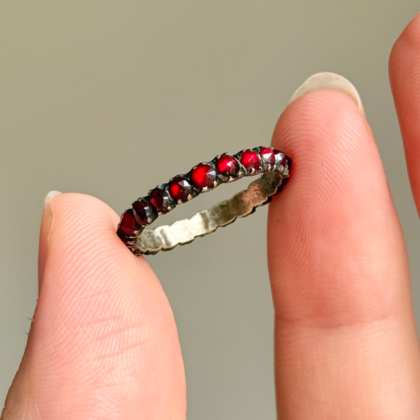 Early Victorian Garnet Eternity Ring; Circa 1830