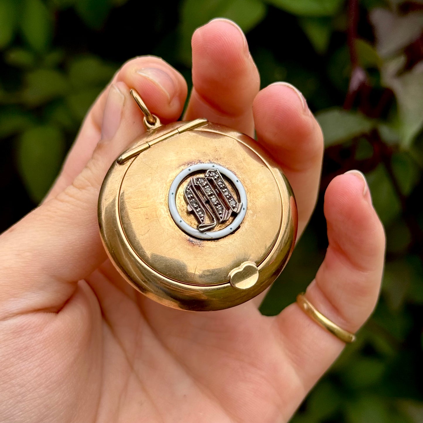 Antique Diamond & Enamel Initial M Compact in 9 Carat Gold; Circa 1911