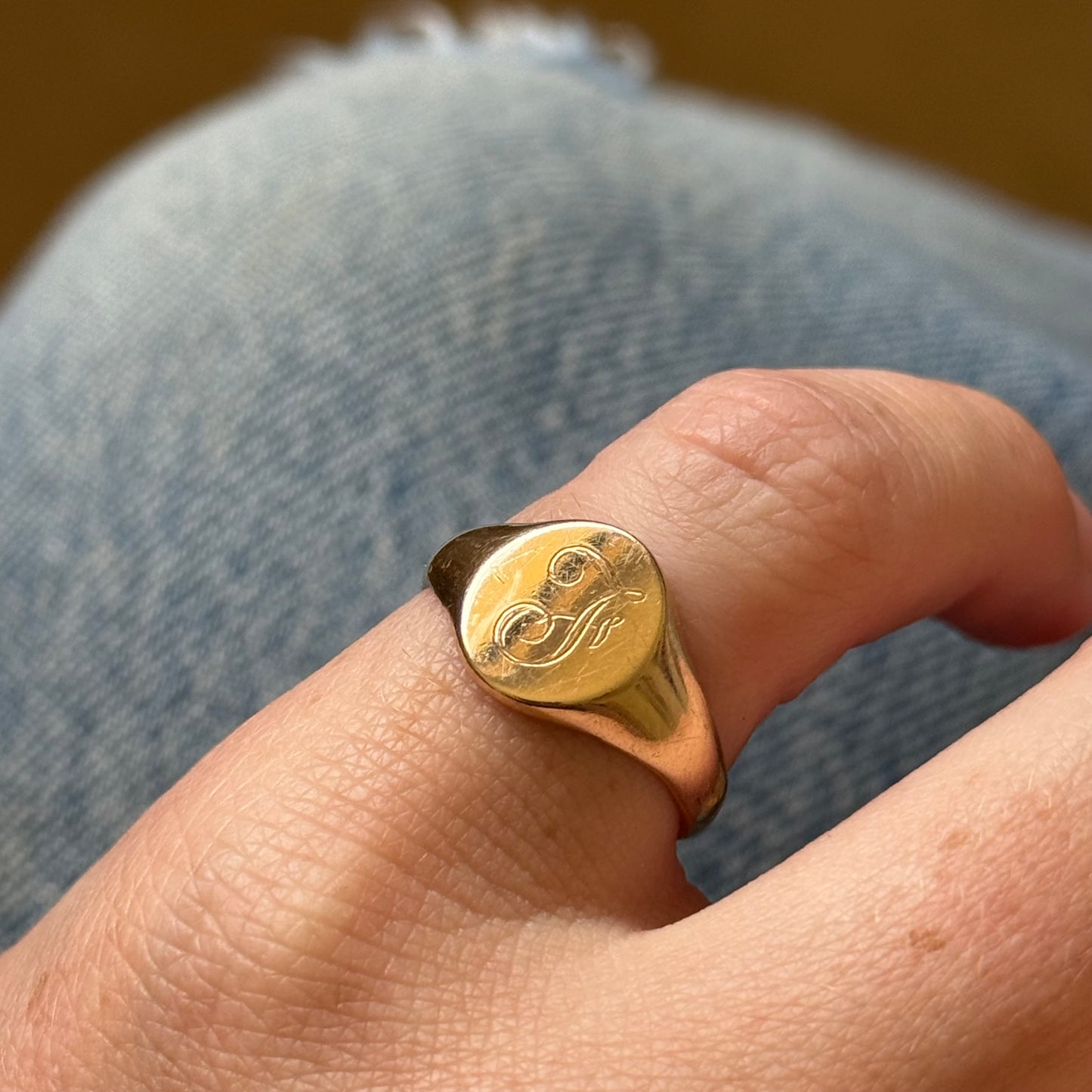 Vintage 'F' Signet Ring in 9 Carat Gold; Circa 1992