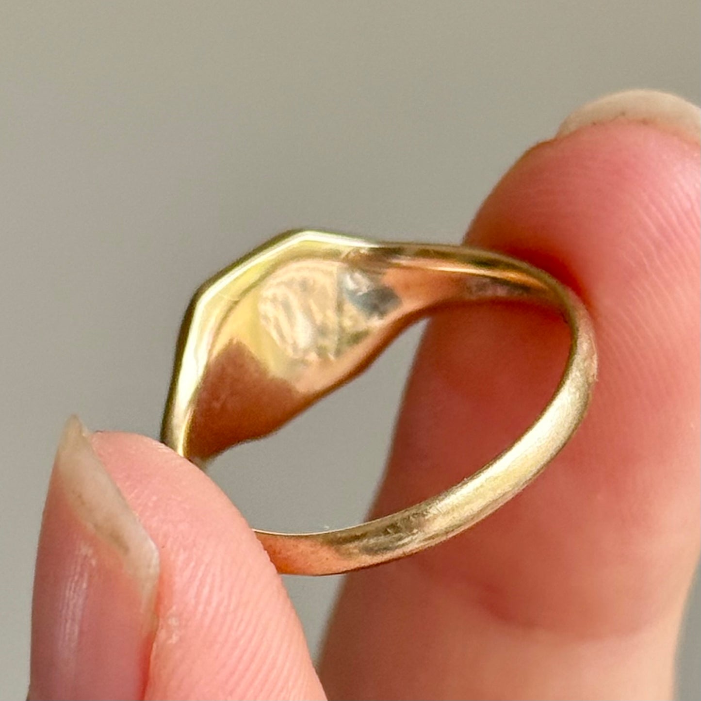 Unusual Enamel Signet Ring in 9 Carat Gold; Circa 1927