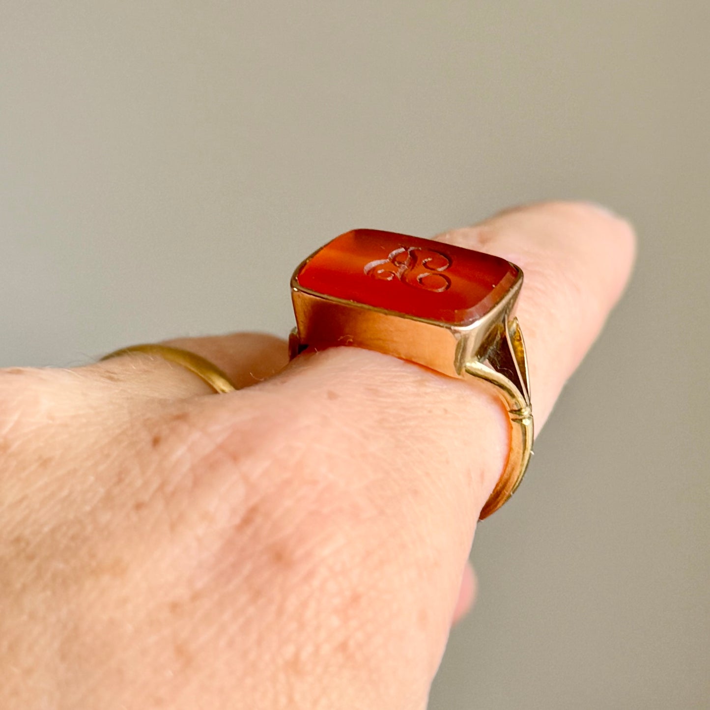 Antique Carnelian 'B' Intaglio Signet Ring in 9 Carat Gold, Circa 1880