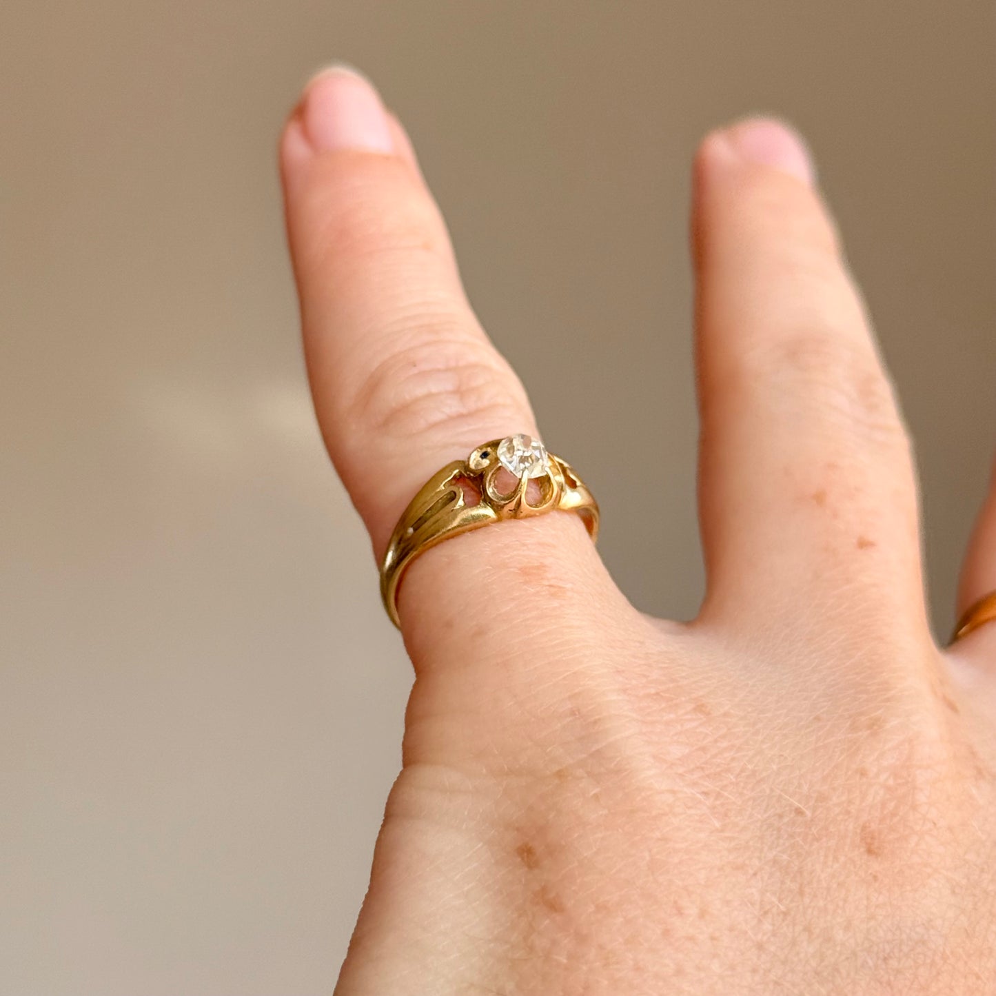 Victorian Diamond Ring in 18 Carat Gold; Circa 1890