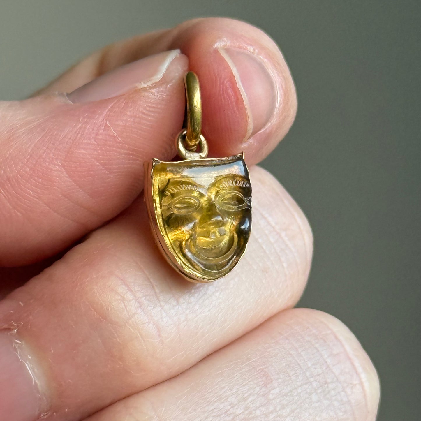 Antique Carved Citrine Comedy Mask Pendant in 18 Carat Gold