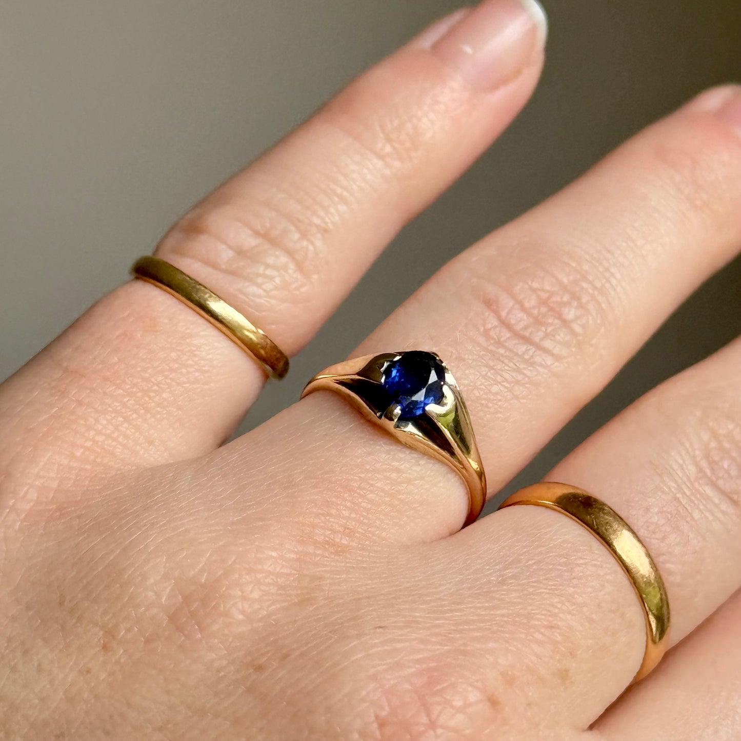 Vintage Sapphire Solitaire in 9 Carat Gold; Circa 1968