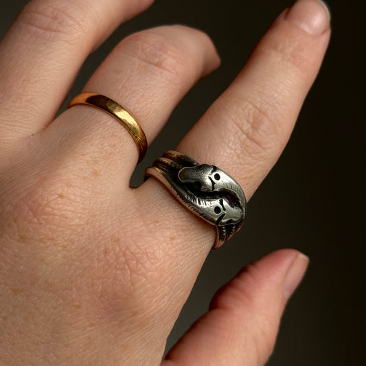 Antique Entwined Snakes Ring in Silver