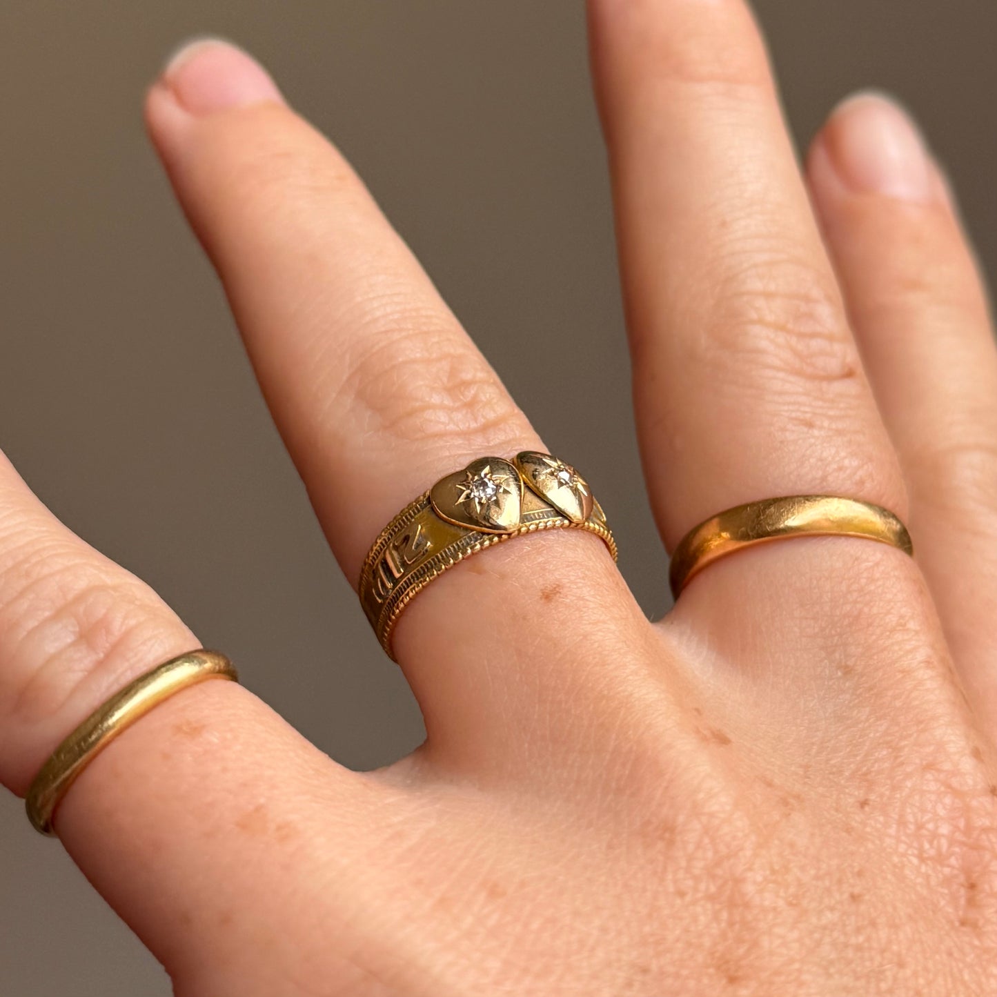 Victorian Double Heart Diamond Mizpah Ring in 18 Carat gold; Circa 1890