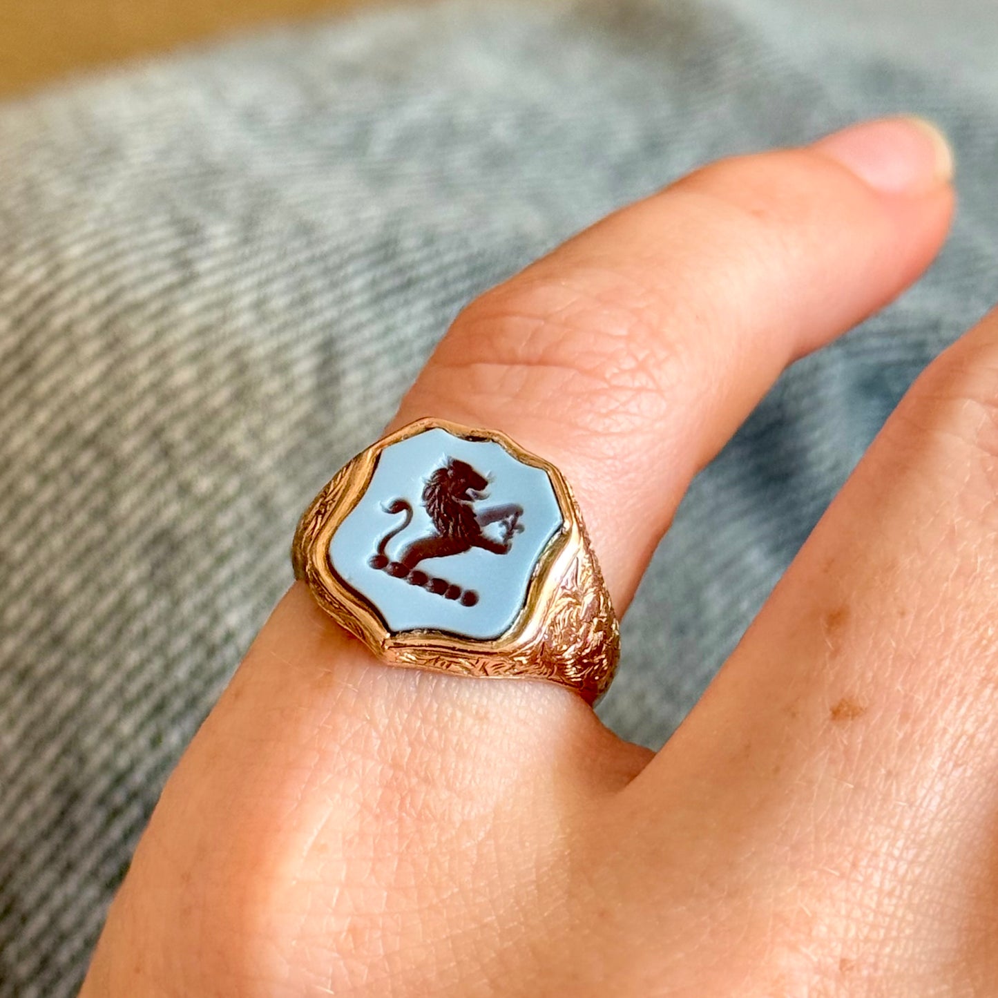 Antique Lion Sardonyx Signet Ring in 9 Carat Rose Gold; Circa 1900