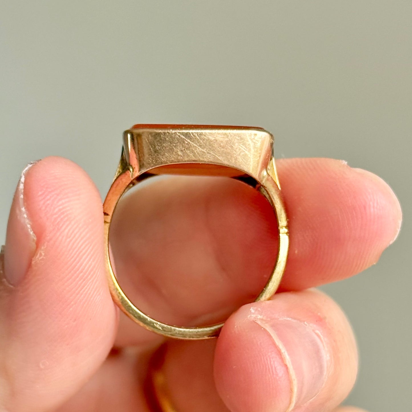 Antique Carnelian 'B' Intaglio Signet Ring in 9 Carat Gold, Circa 1880