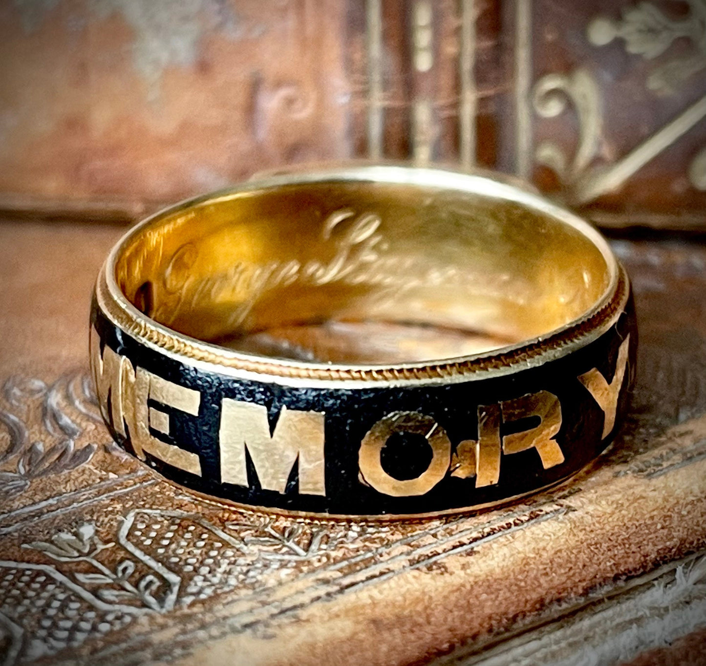 Antique Enamel Mourning Ring with Engraving in 18 Carat Gold; Circa 1884