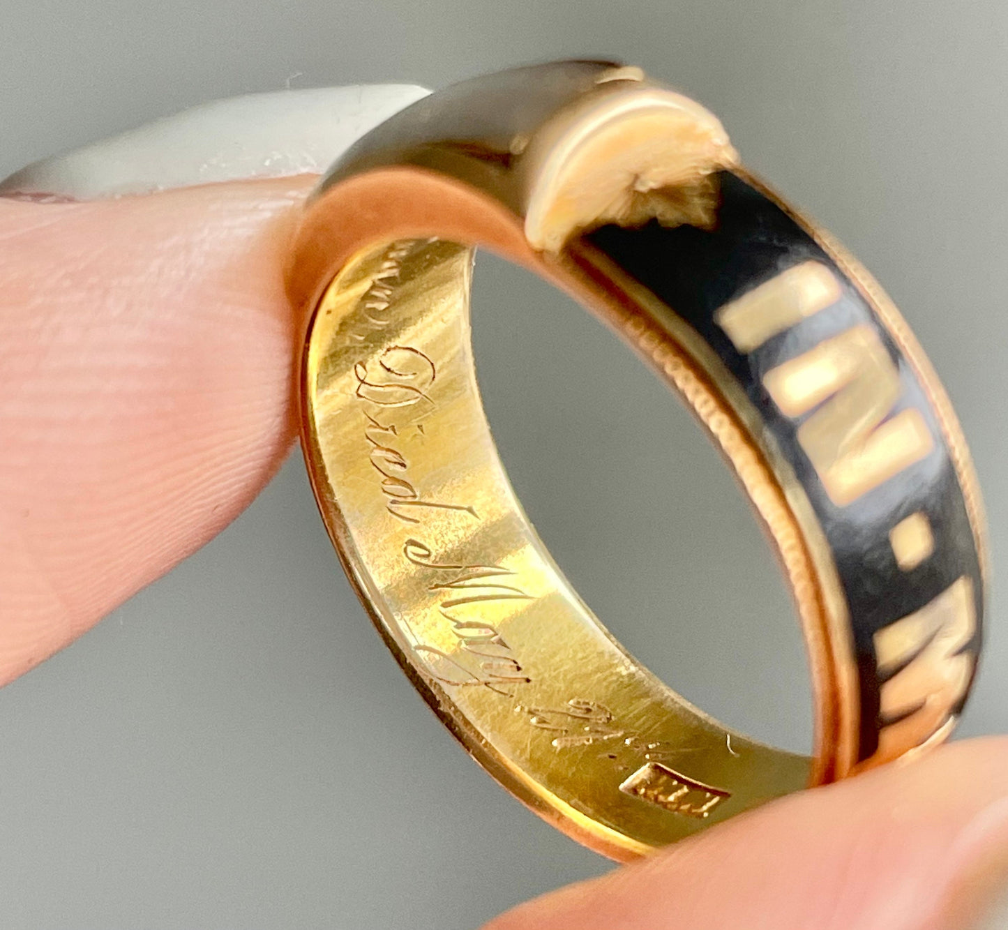 Antique Enamel Mourning Ring with Engraving in 18 Carat Gold; Circa 1884