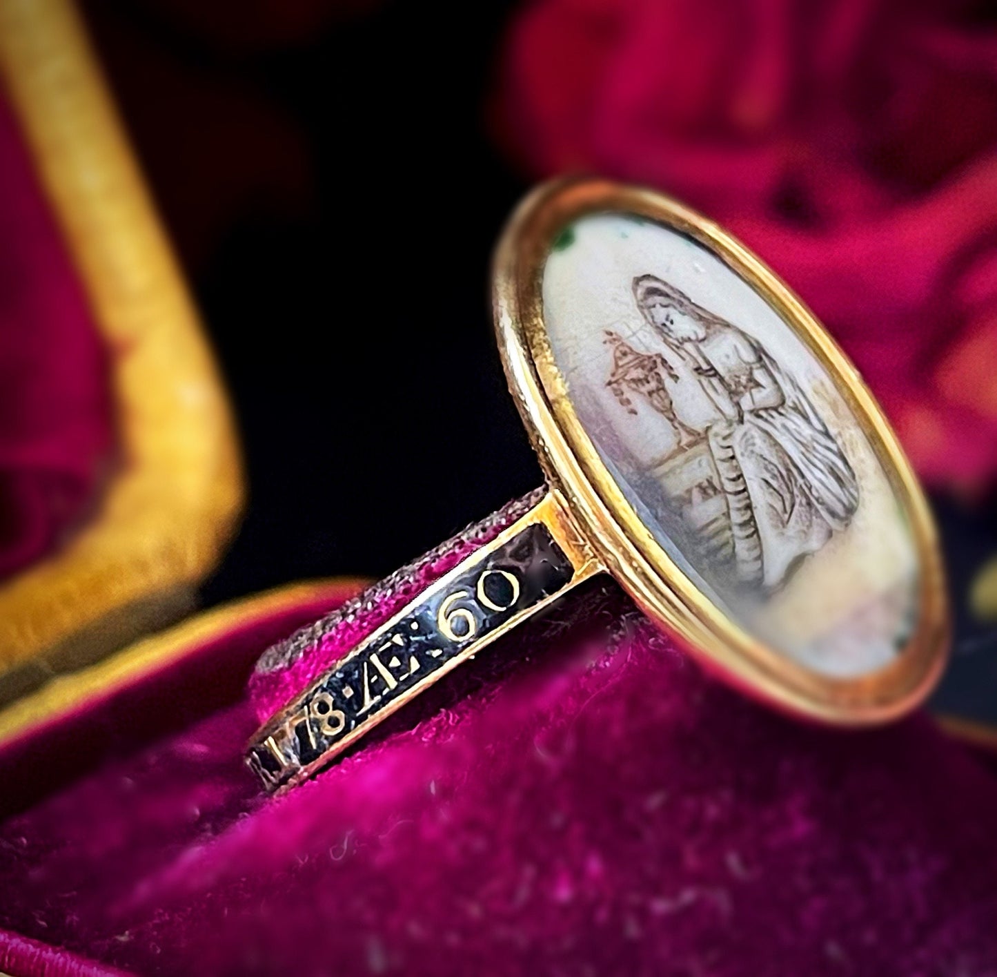 Georgian Sepia Mourning Ring in 18 Carat Gold; Circa 1778
