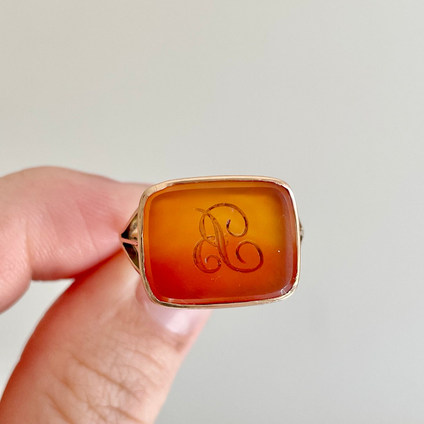Antique Carnelian 'B' Intaglio Signet Ring in 9 Carat Gold, Circa 1880s