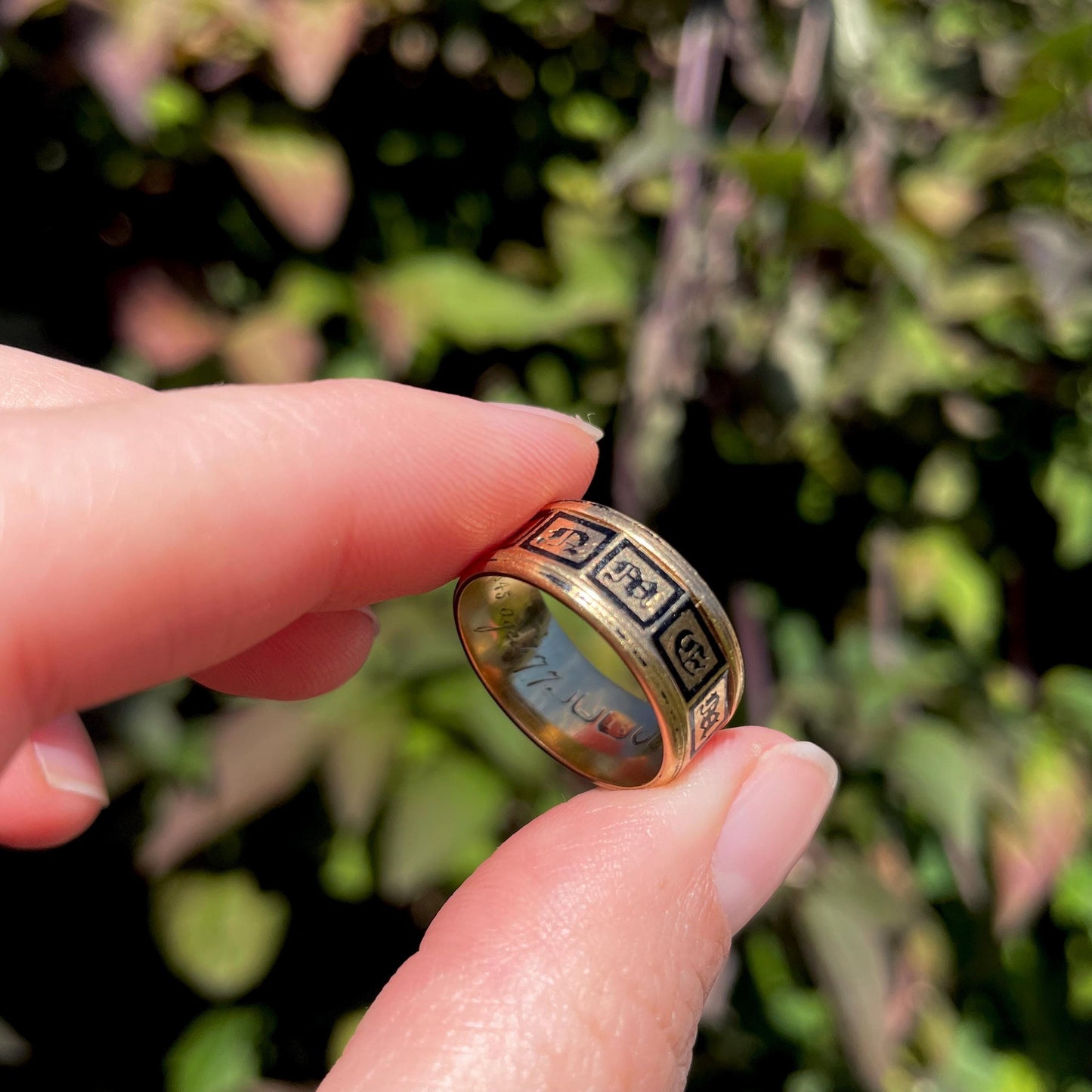 Antique Mourning Enamel Band in 18 Carat Gold; Circa 1845