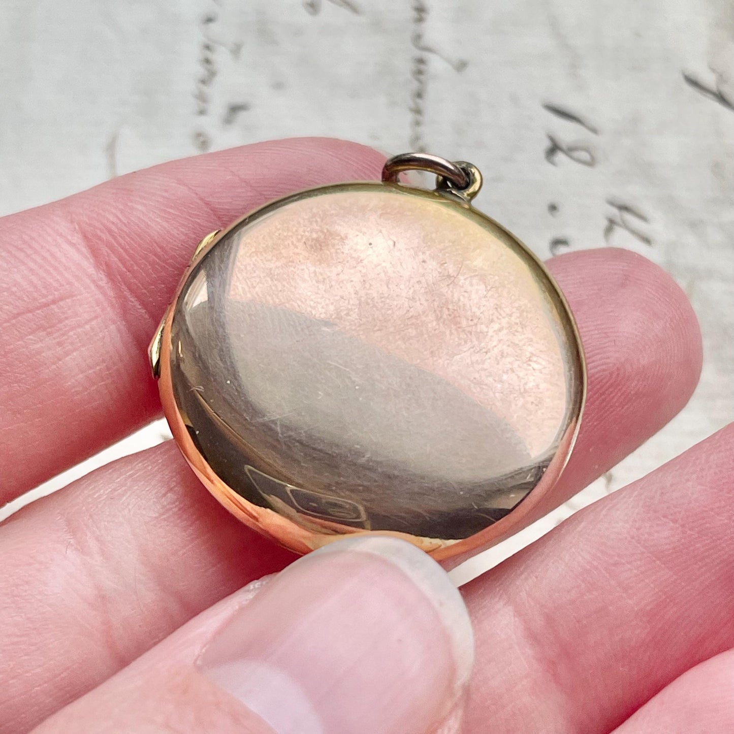 Antique 'Joe' Round Locket; Circa 1900