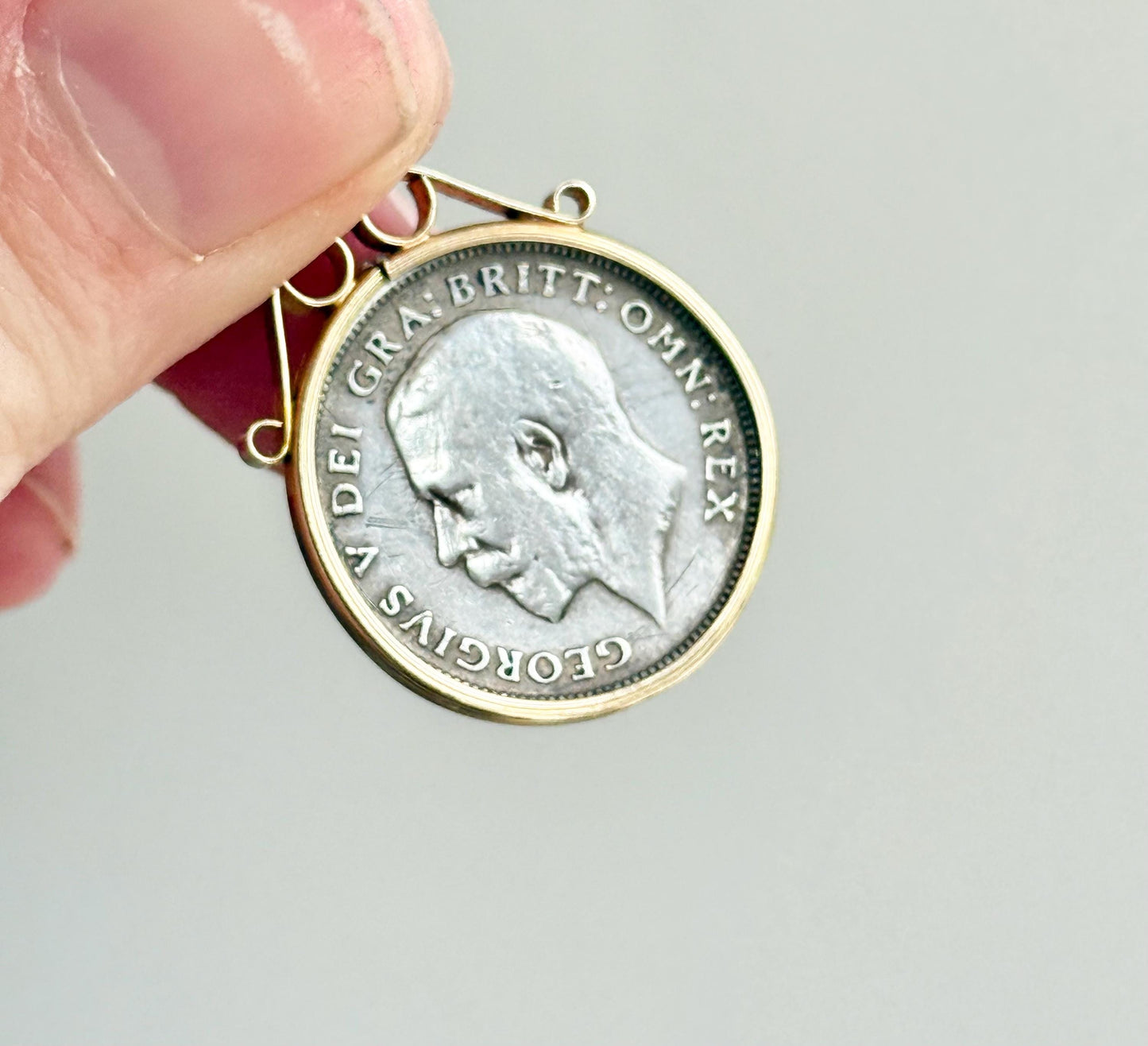 Rare 1930's George V Love Token Coin Pendant in 9 Carat Gold