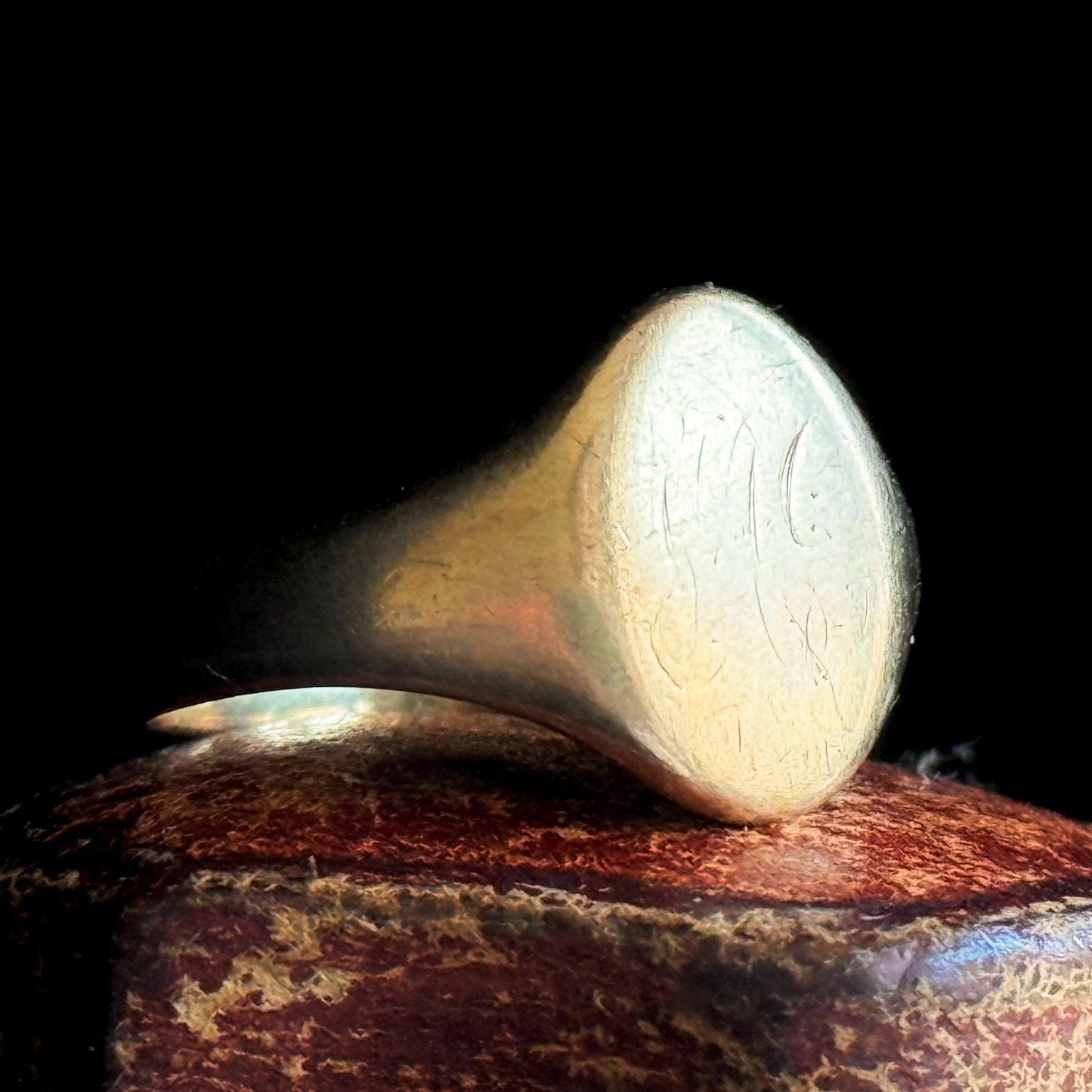 Vintage Signet Ring in 9 Carat Gold; Circa 1943