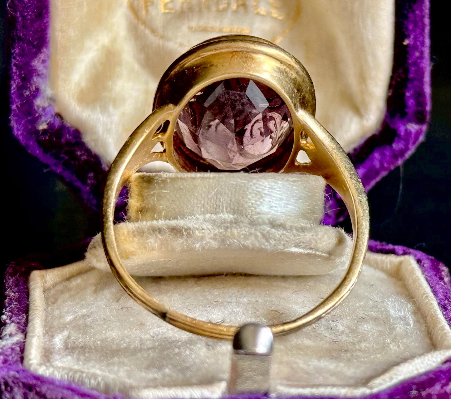 Antique Amethyst 'P' Intaglio Ring in 18 Carat Gold; circa 1860