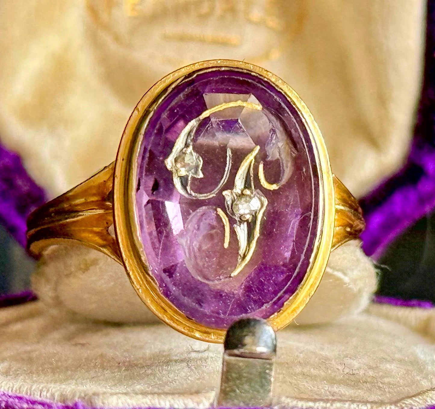 Antique Amethyst 'P' Intaglio Ring in 18 Carat Gold; circa 1860