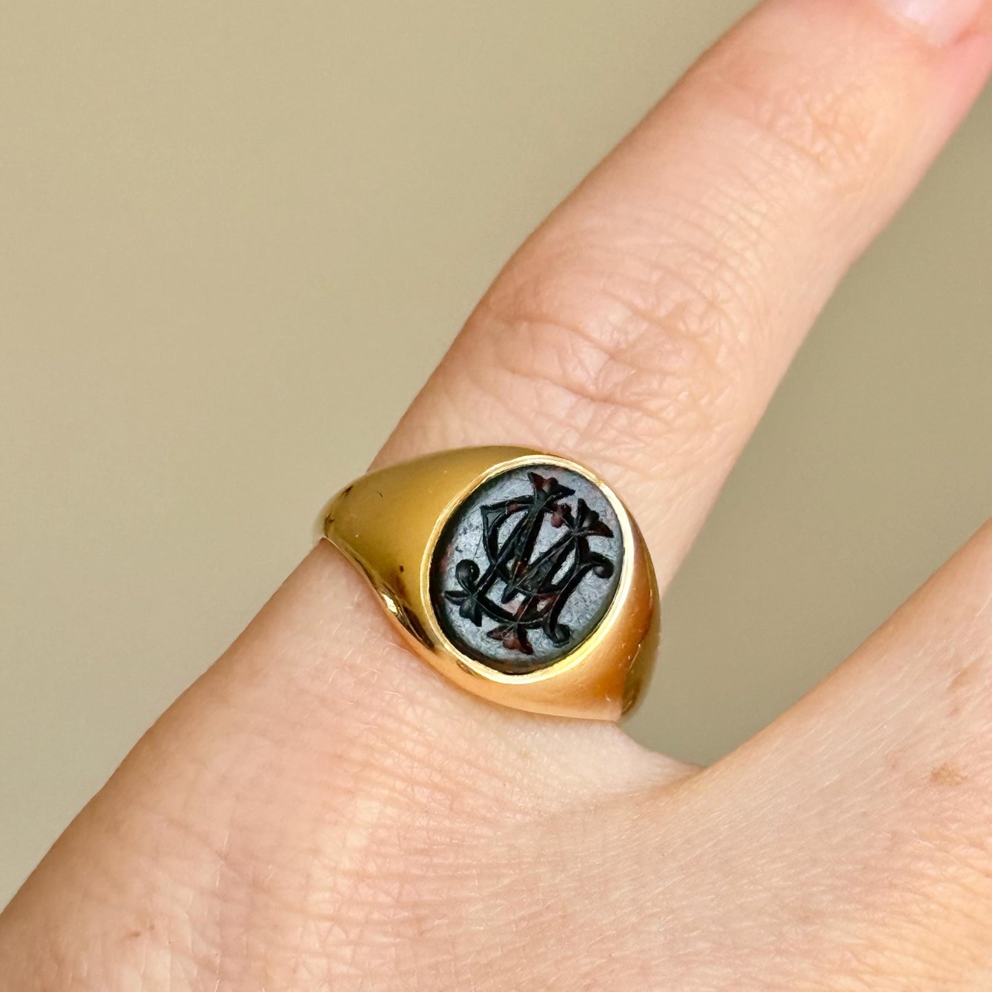 Bloodstone Monogram 'G M' Intaglio Signet Ring in 18 Carat Gold; Circa 1982