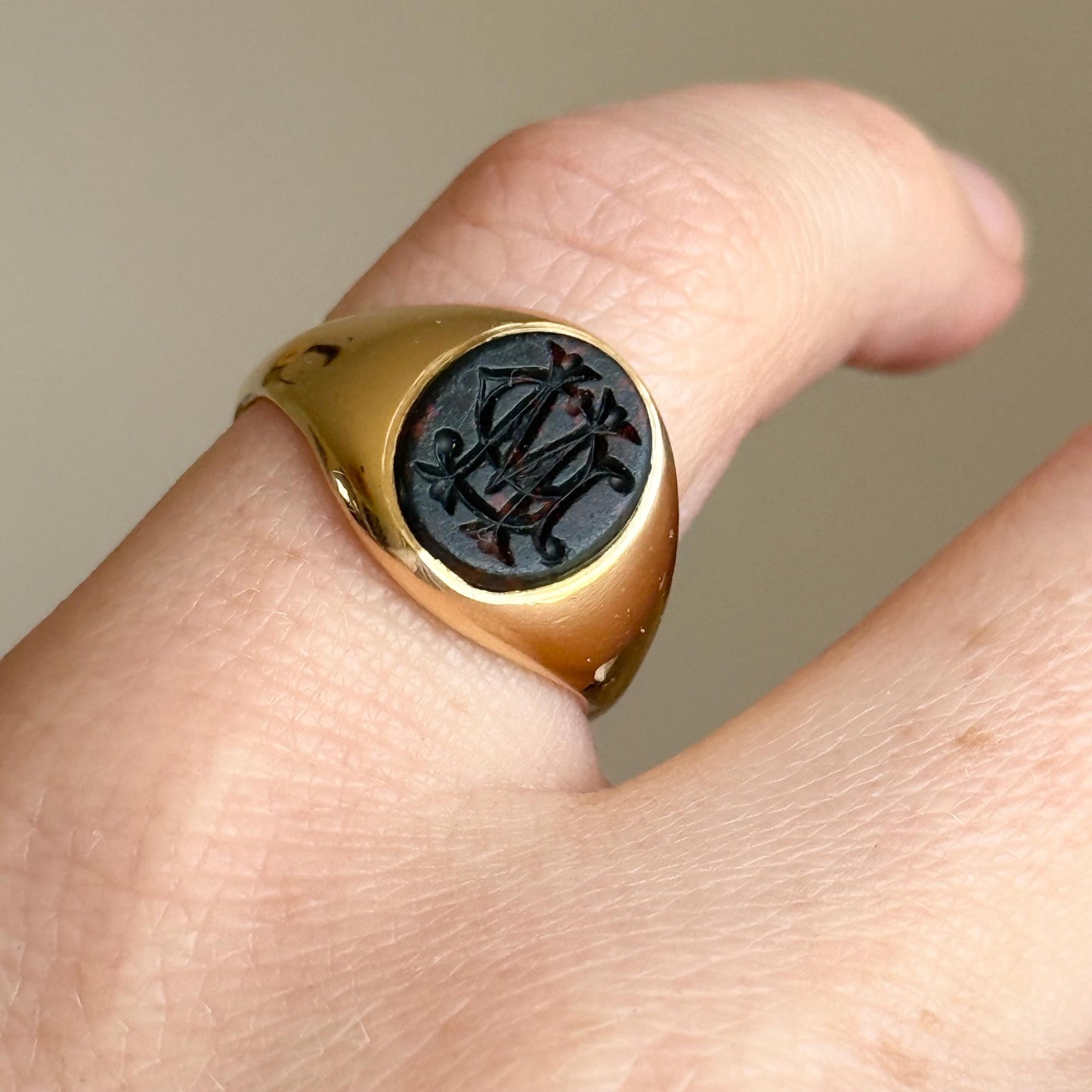 Bloodstone Monogram 'G M' Intaglio Signet Ring in 18 Carat Gold; Circa 1982
