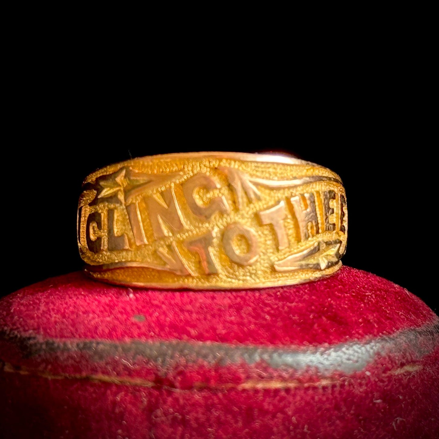 Rare Antique ‘I cling to thee Ring in 9 Carat Gold; Circa 1914