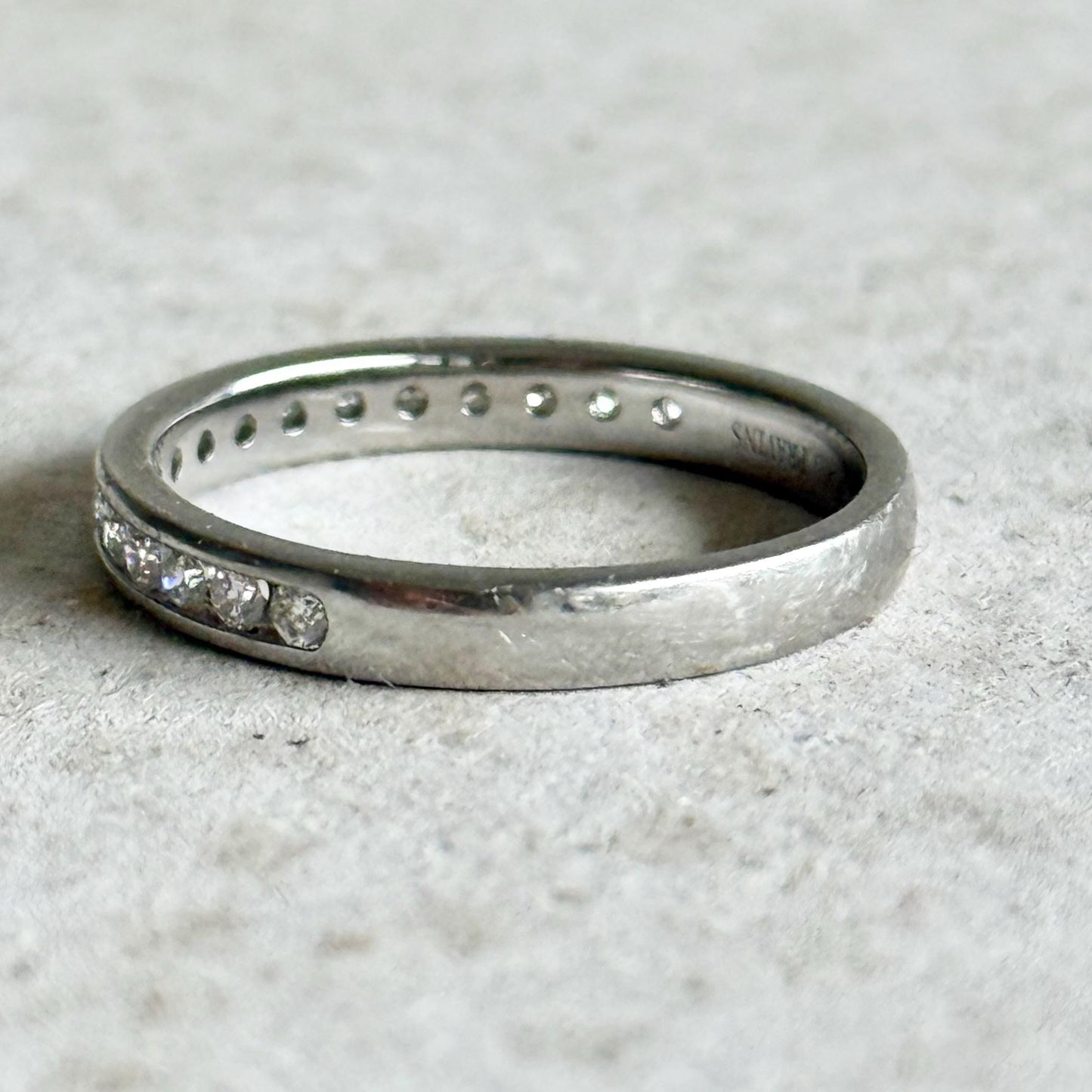Preloved Diamond Ring in Platinum