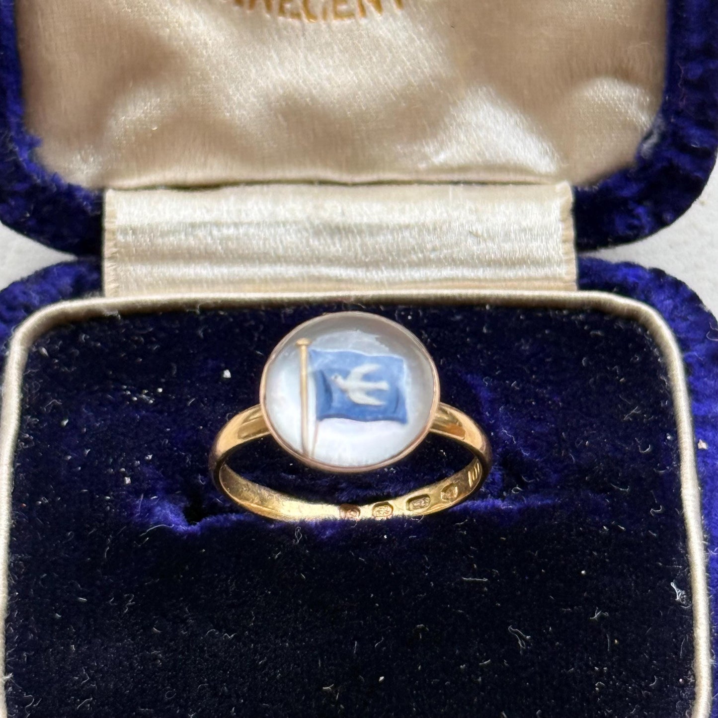 Victorian Dove of Peace Essex Crystal Ring in 22 Carat Gold