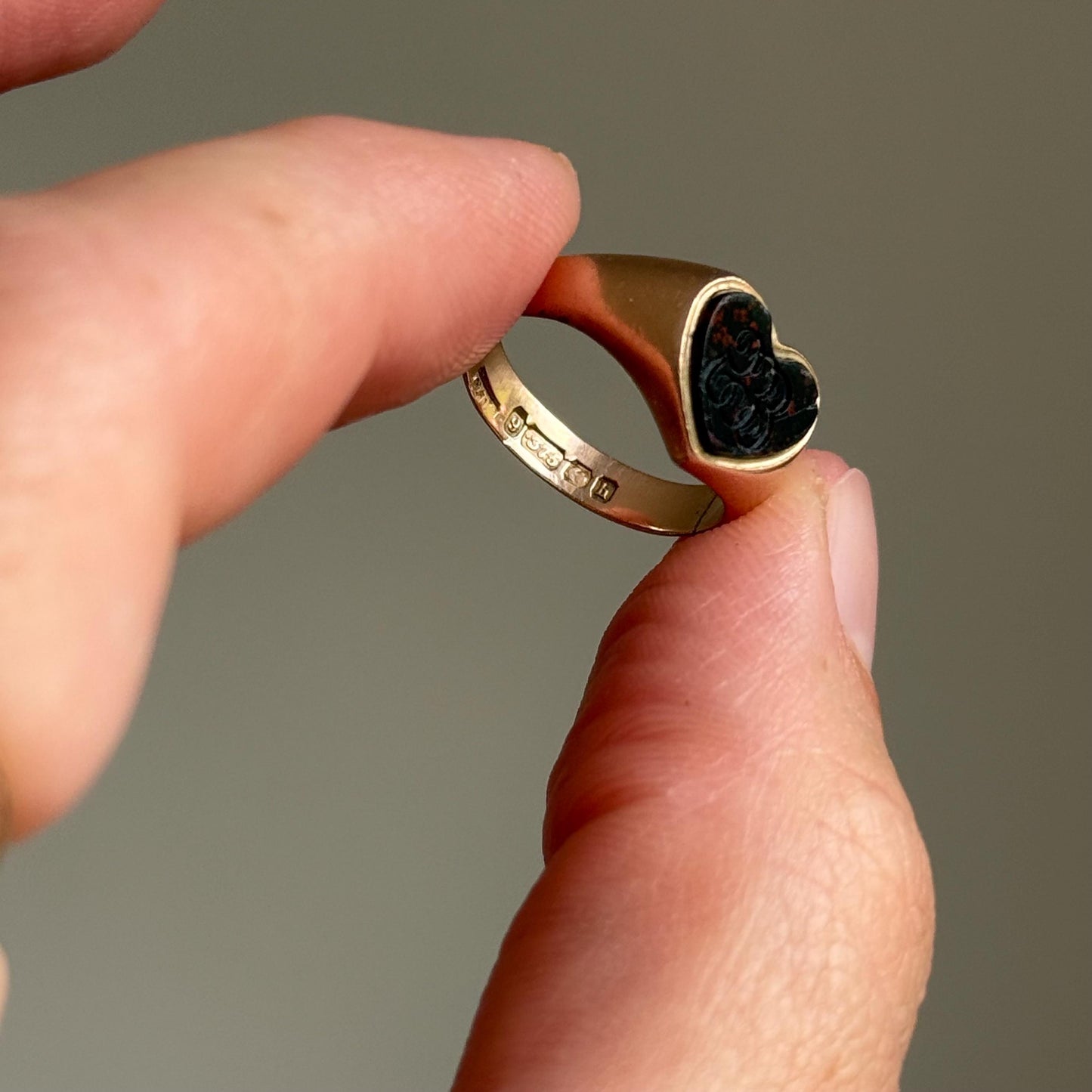 Antique Heart Bloodstone Signet Ring in 9 Carat Gold; Circa 1907