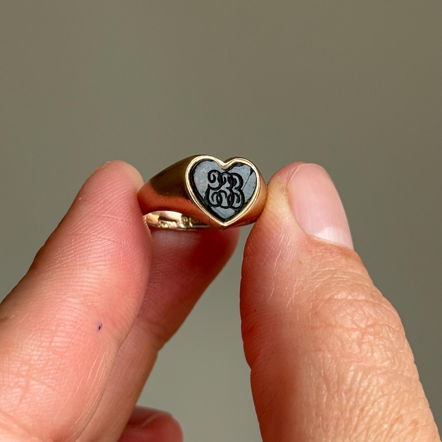 Antique Heart Bloodstone Signet Ring in 9 Carat Gold; Circa 1907