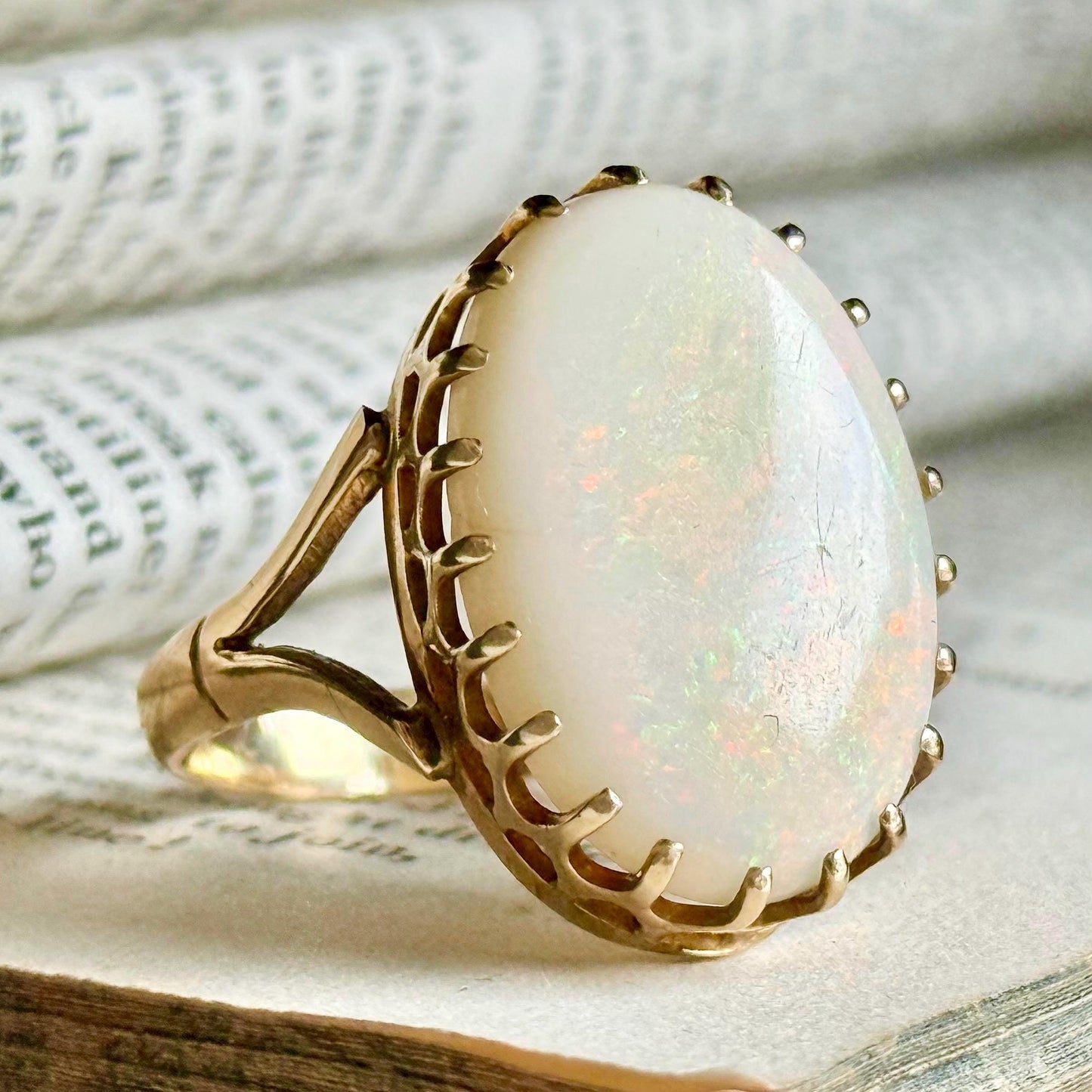 Antique Opal Ring in 9 Carat Gold; Circa 1910