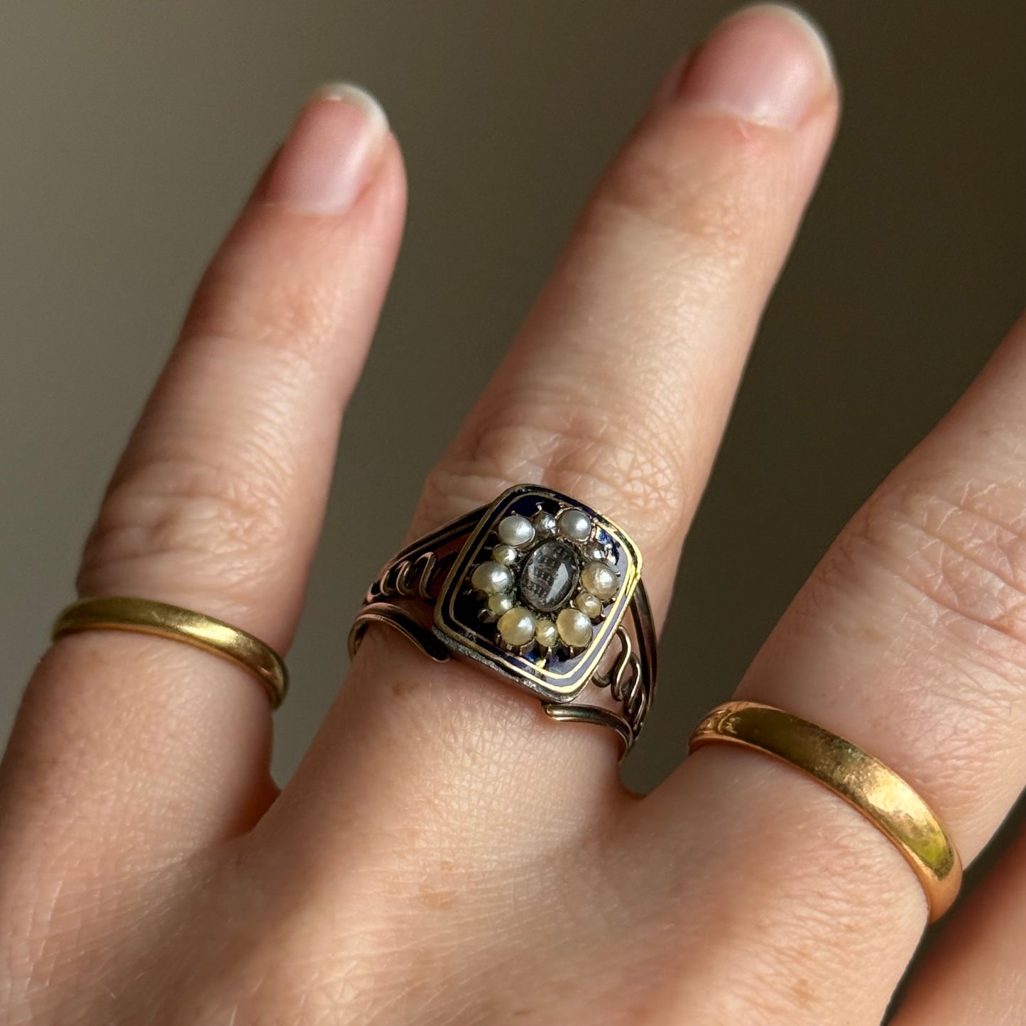 Antique Georgian Mourning Ring in 9 Carat Gold