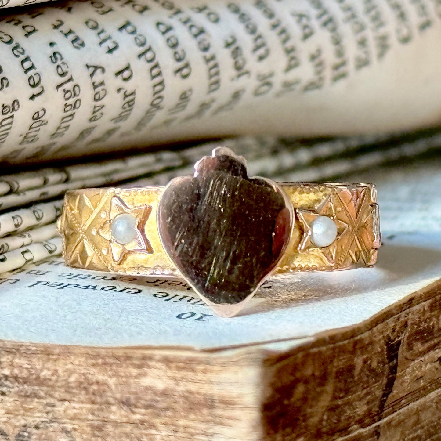 Edwardian Pearl "Souvenir" Locket Ring in 9 Carat Gold