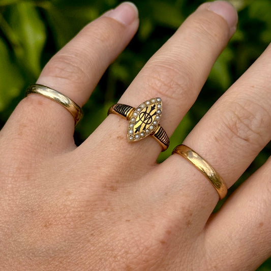 Antique Victorian IMO Mourning Ring in 15 Carat Gold