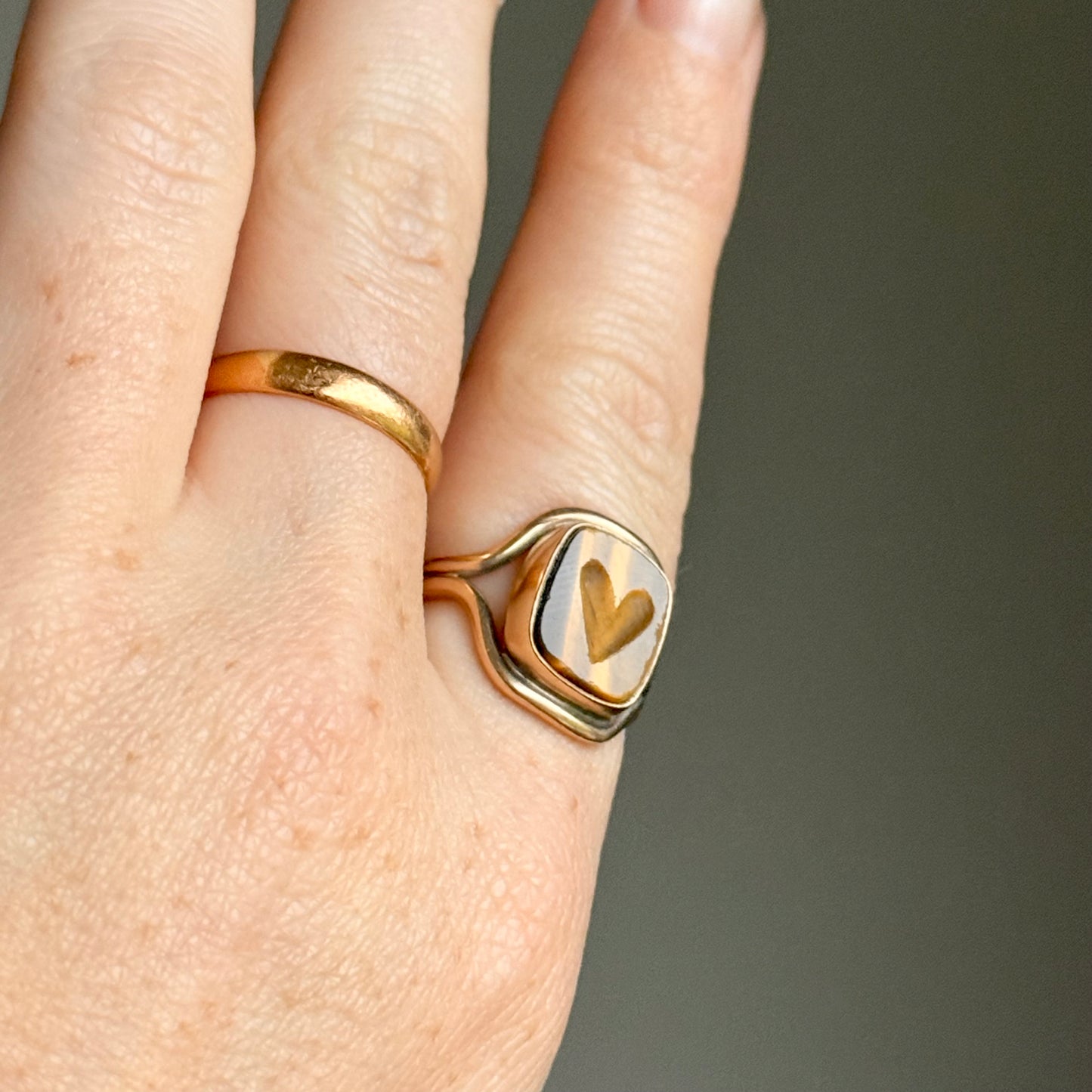 Vintage Carved Tiger's Eye Ring in 9 Carat Gold